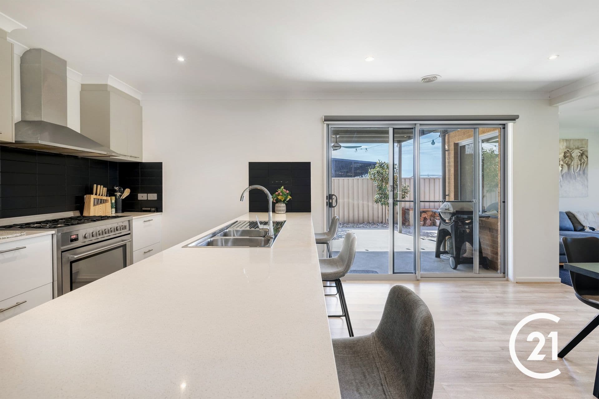 19 Magnolia Drive, Echuca, VIC, 3564, Echuca - Thumbnail 5
