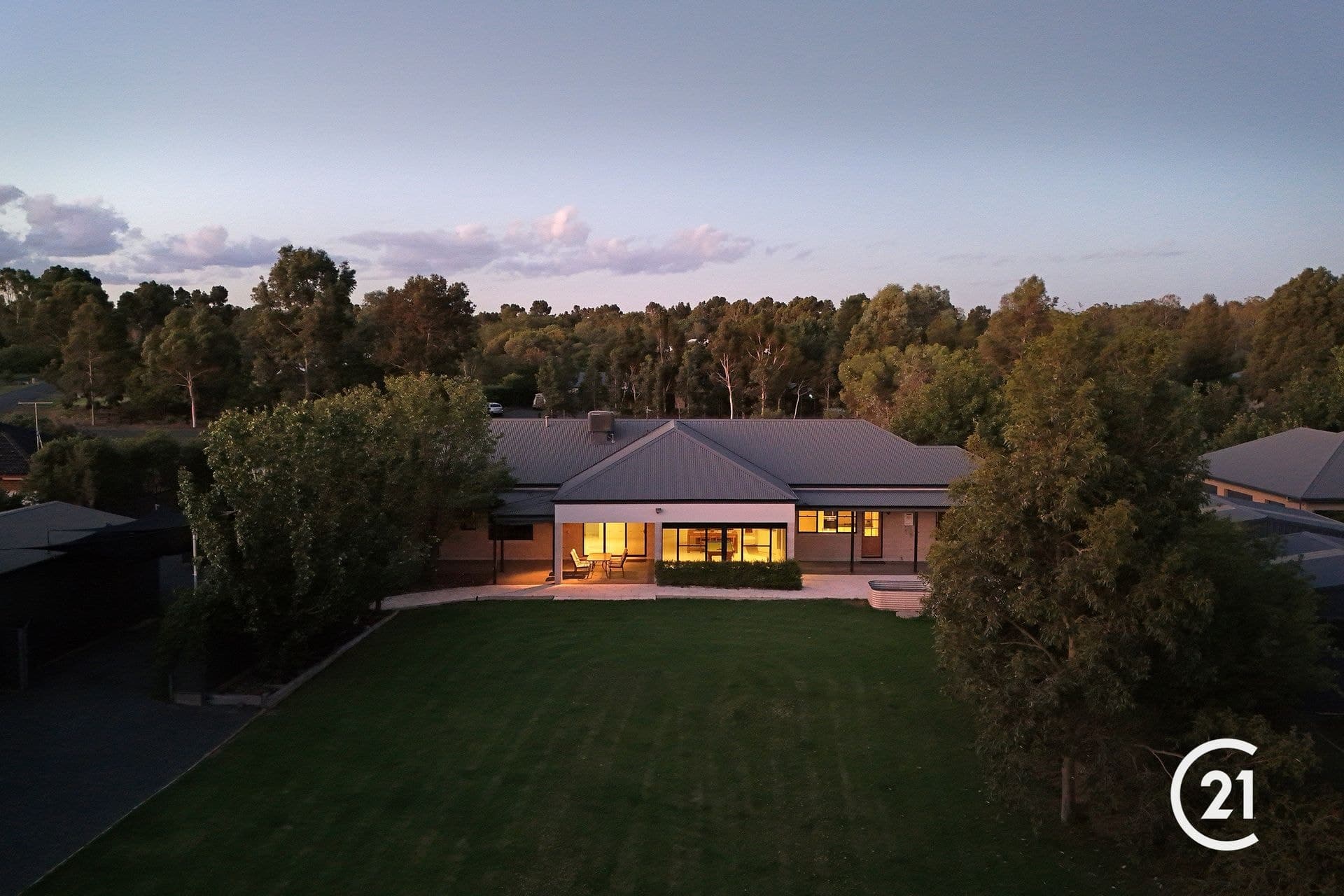 47 Chelsworth Drive, Echuca, VIC, 3564, Echuca - Thumbnail 2