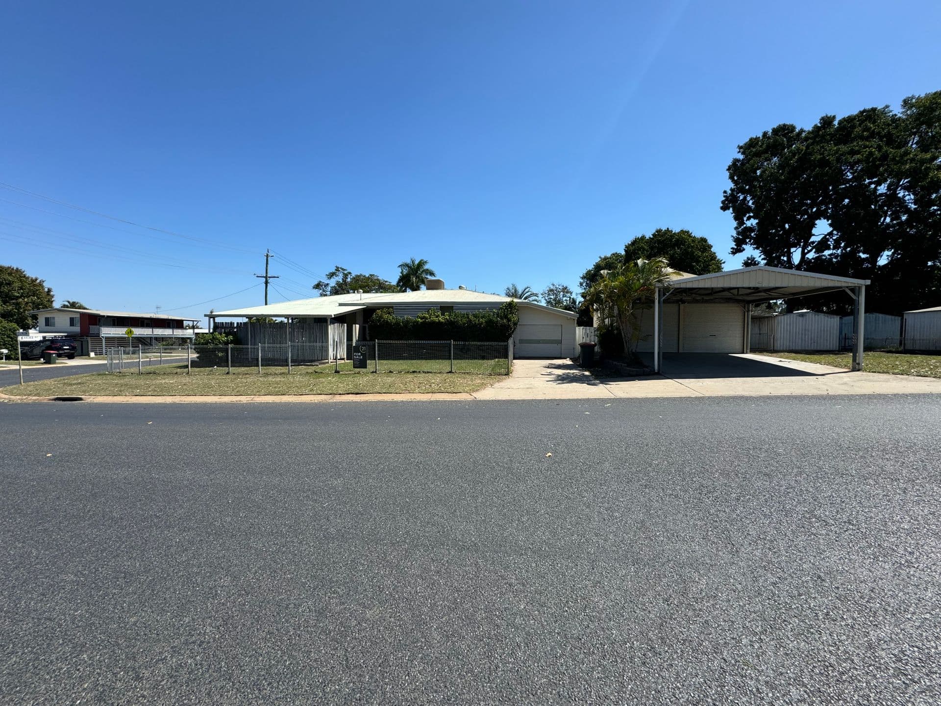 56 Archer Drive, Moranbah, QLD, 4744, Moranbah - Thumbnail 2
