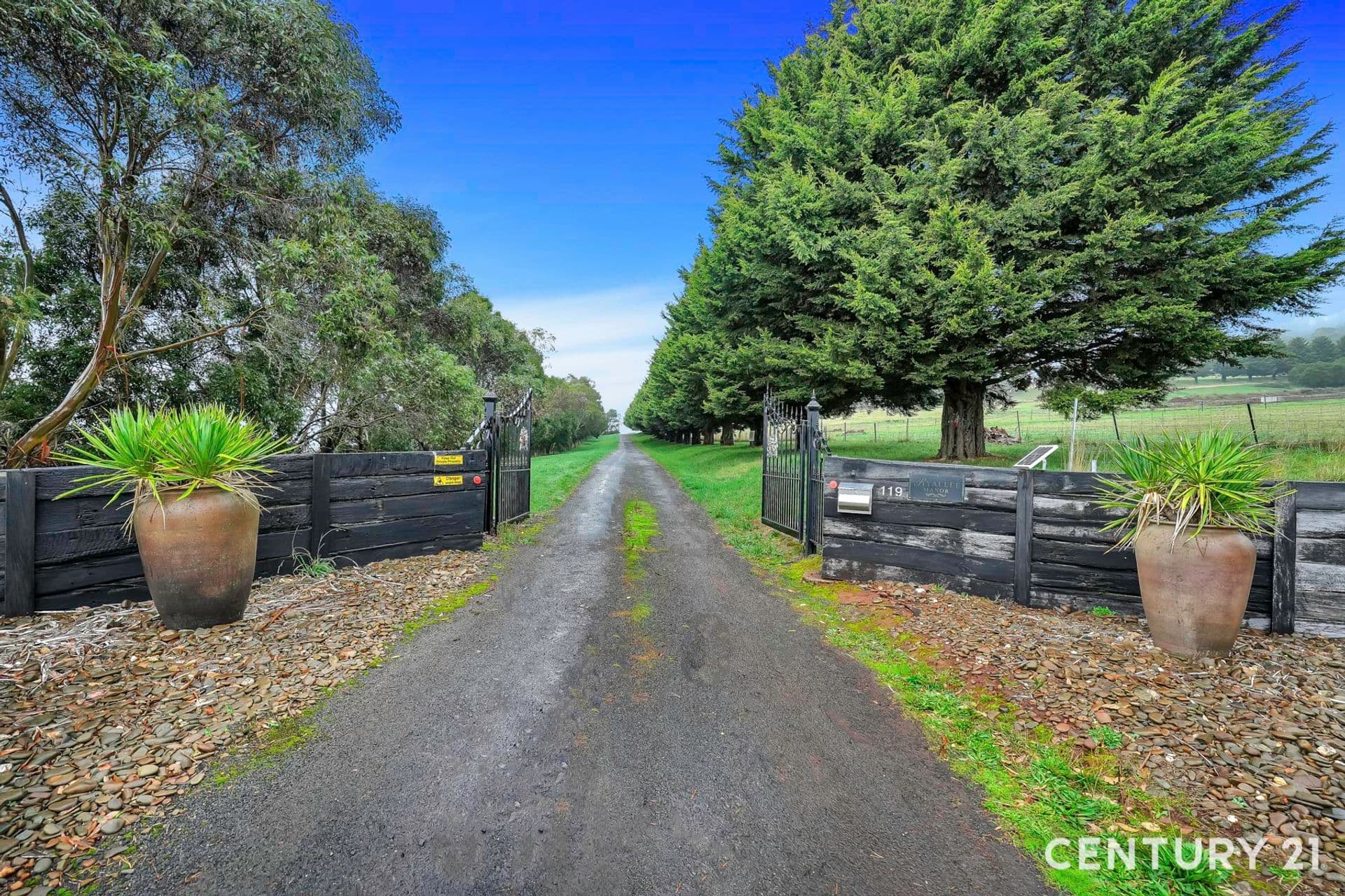 Suite 4 241-244 Caroline Springs Blvd, Caroline Springs, VIC, 3023, Leigh Creek - Thumbnail 2