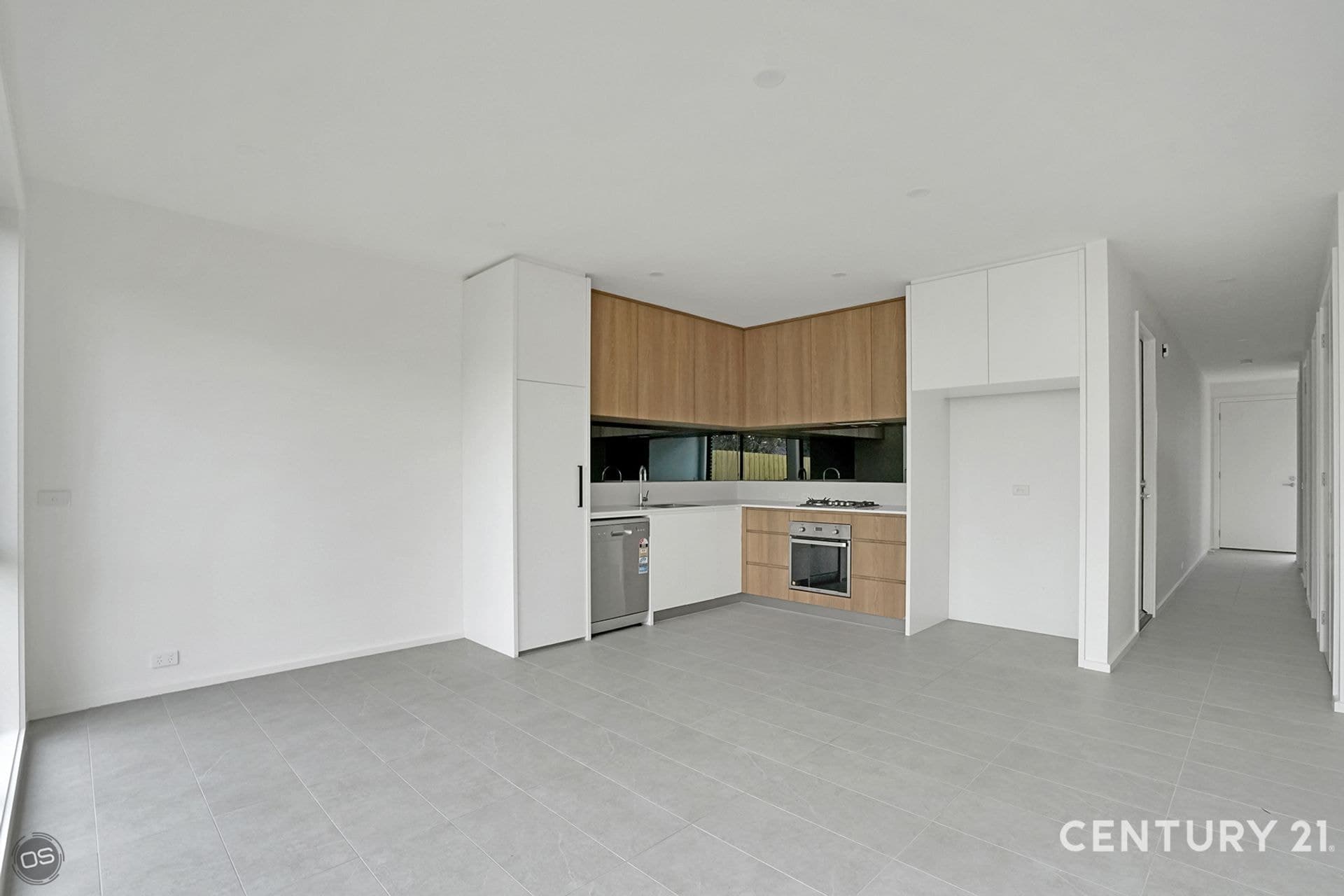 Suite 4 241-244 Caroline Springs Blvd, Caroline Springs, VIC, 3023, Braybrook - Thumbnail 2