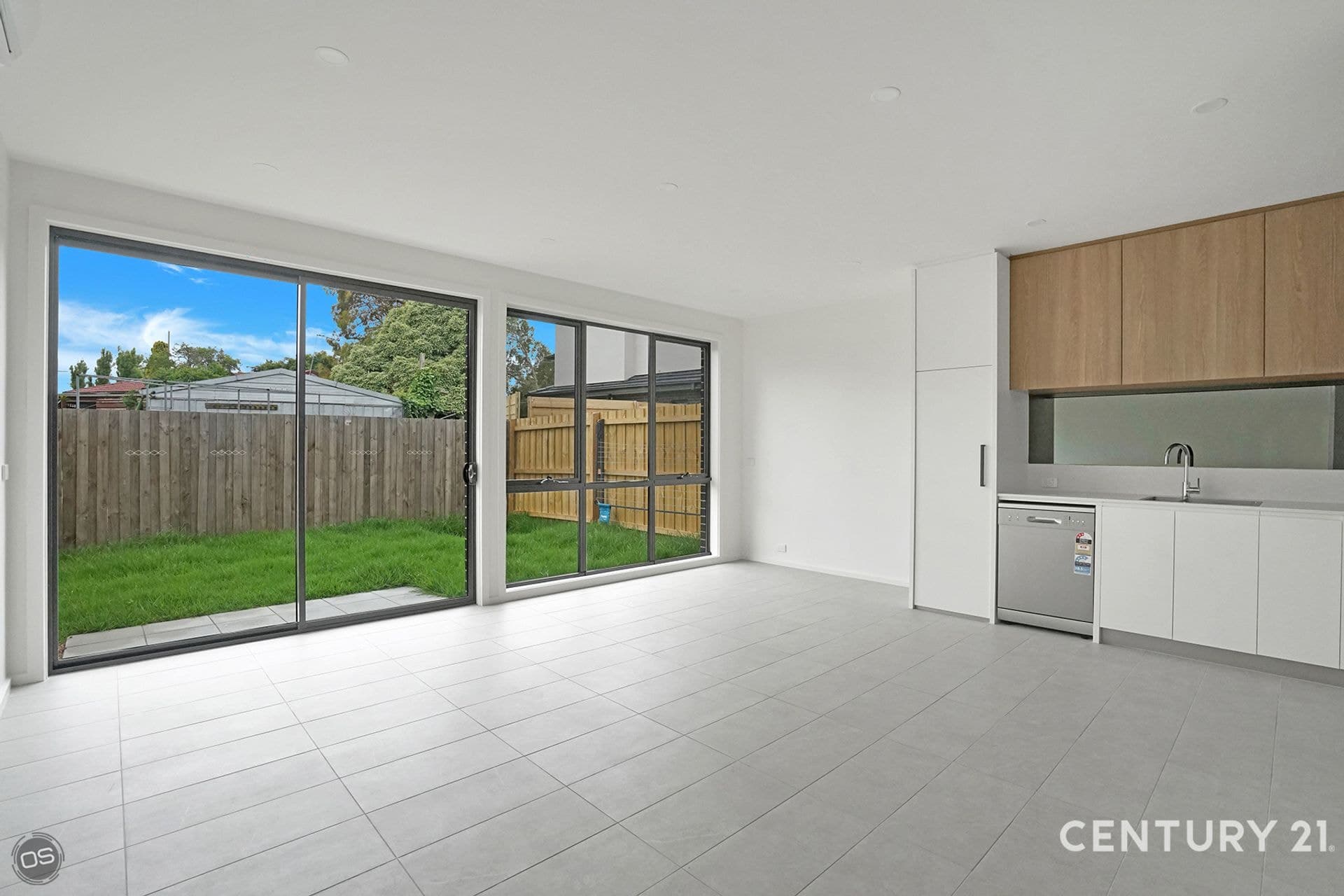 Suite 4 241-244 Caroline Springs Blvd, Caroline Springs, VIC, 3023, Braybrook - Thumbnail 4