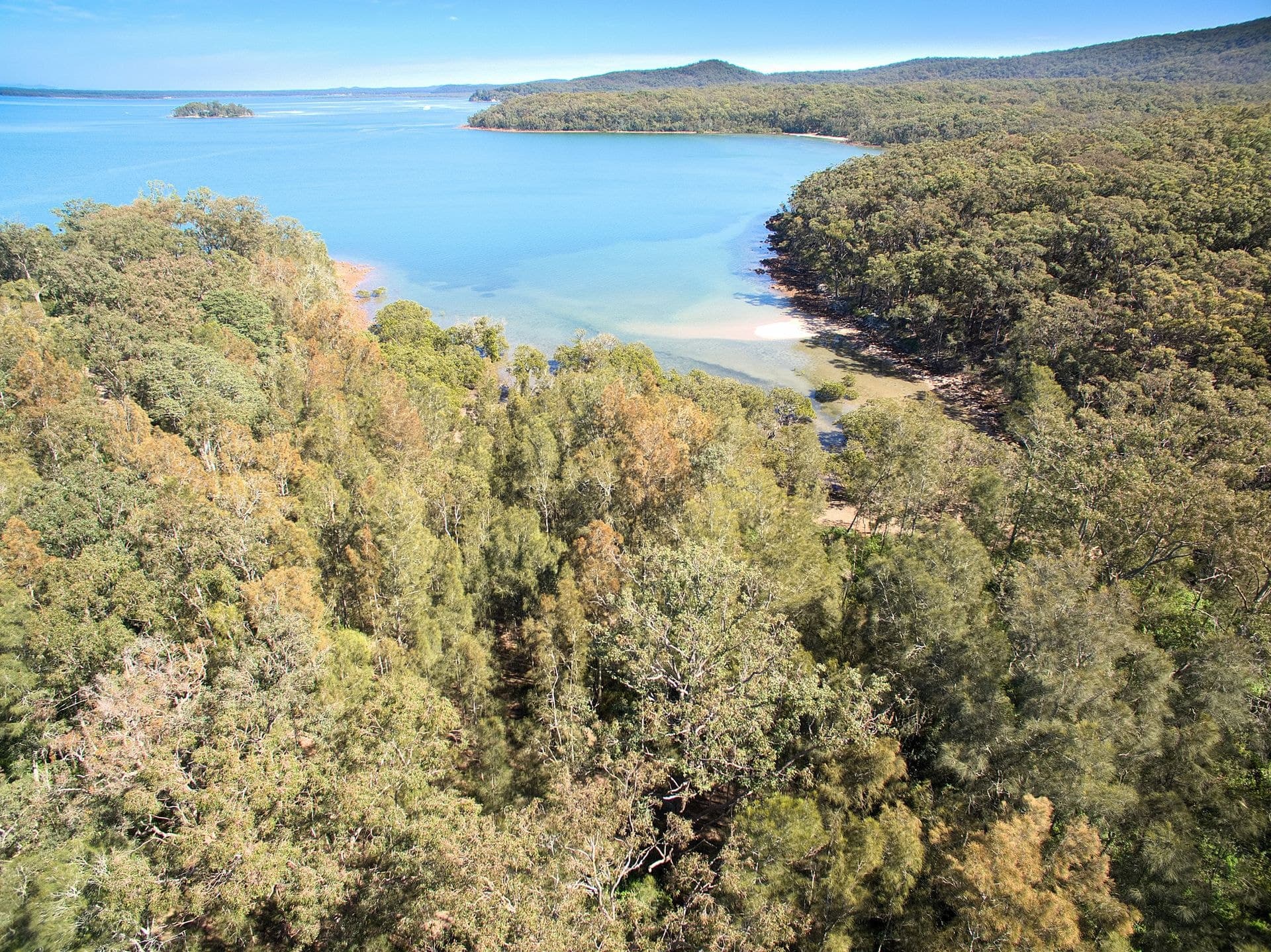 967/968 Estuary Way, North Arm Cove - Thumbnail 2