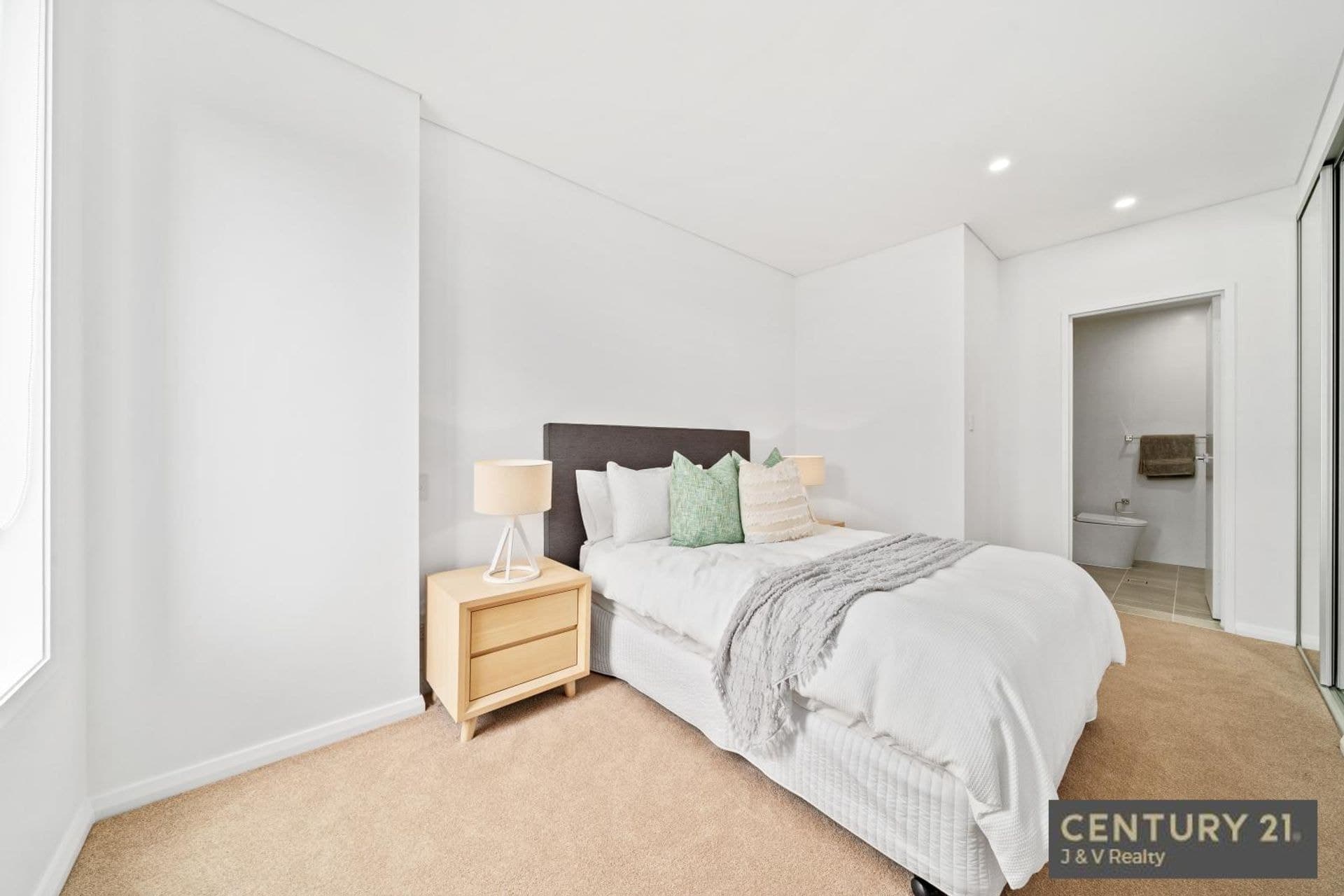 6-8 Cowan  Road, Mount Colah, NSW, 2079, Mount Colah - Thumbnail 2