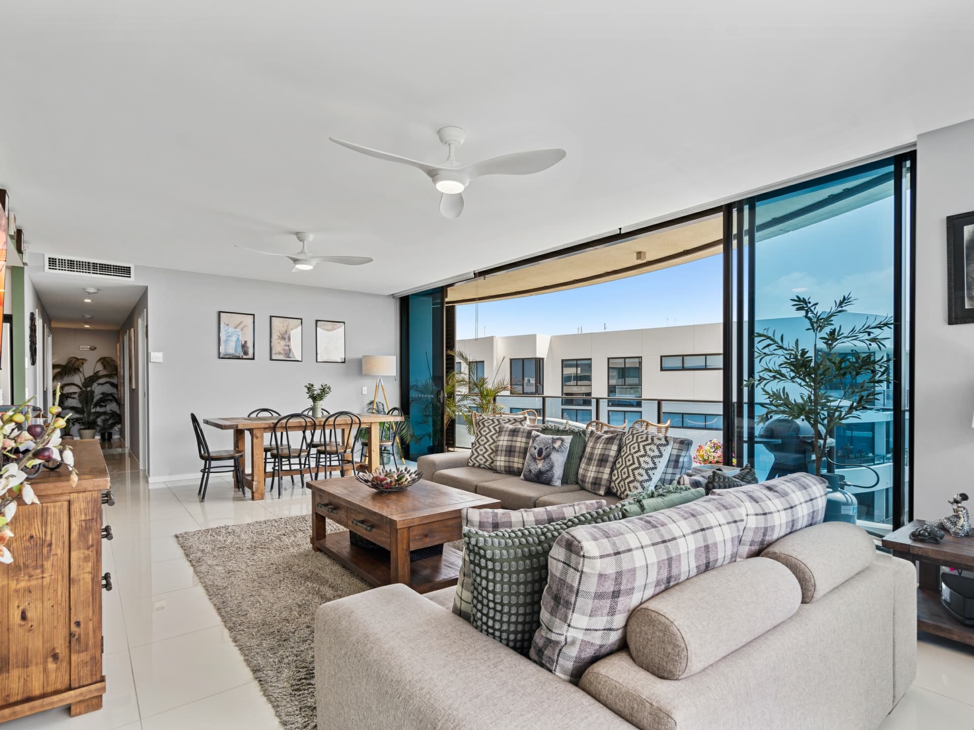 11301/5 Harbour Side Court, Biggera Waters, Biggera Waters - Thumbnail 5