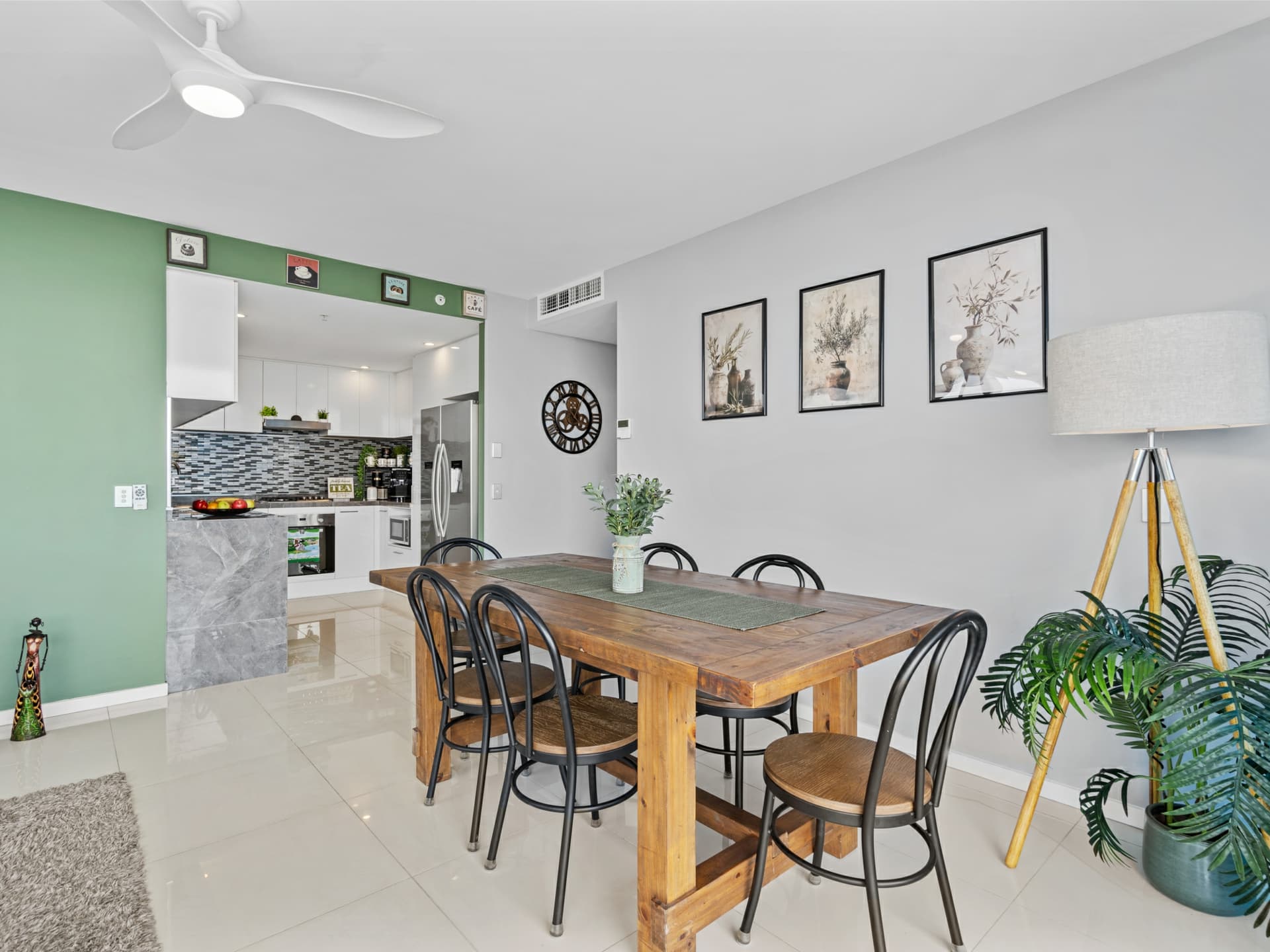 11301/5 Harbour Side Court, Biggera Waters, Biggera Waters - Thumbnail 6