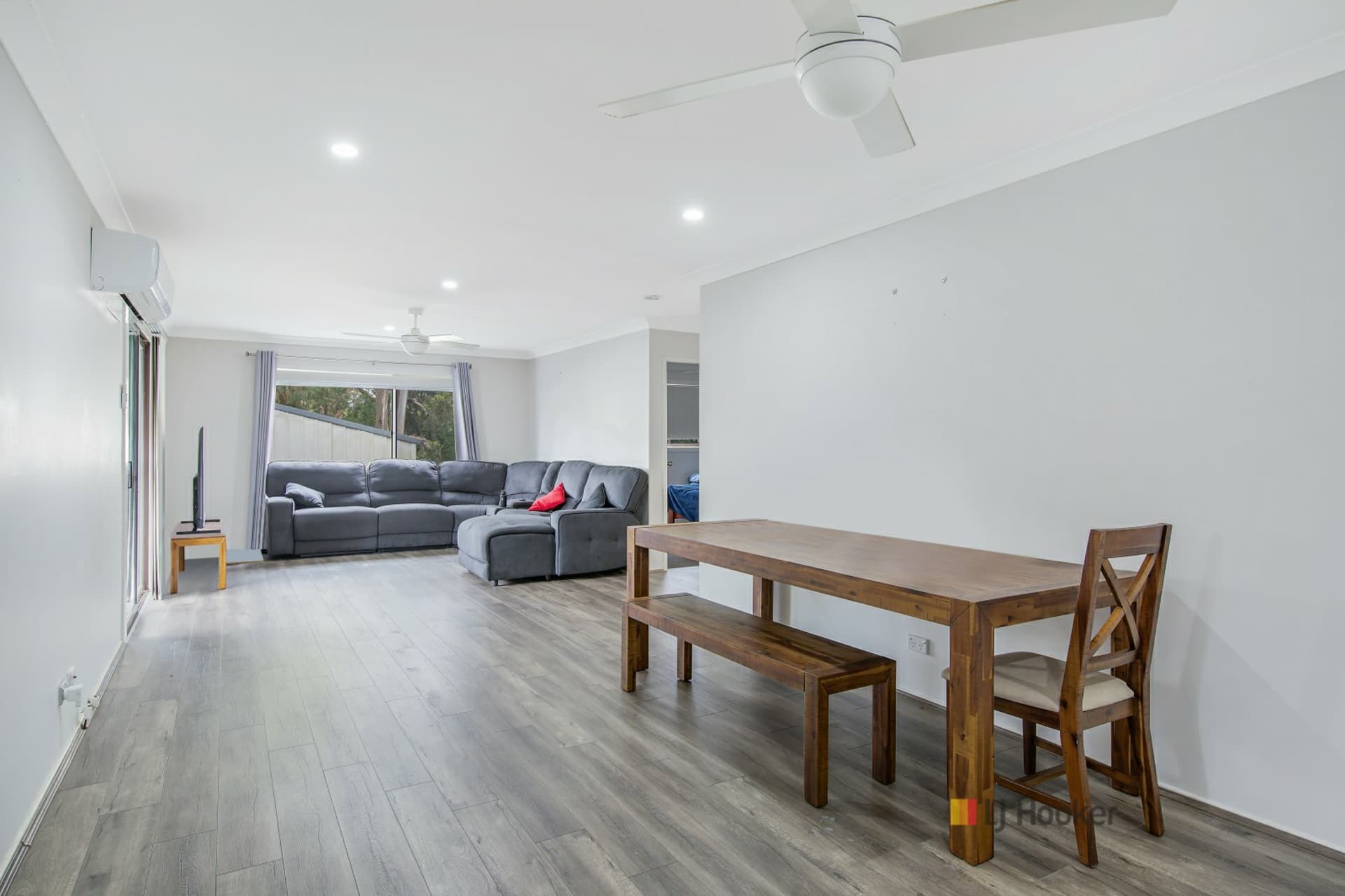 37 Moola Road, Buff Point, Buff Point - Thumbnail 4