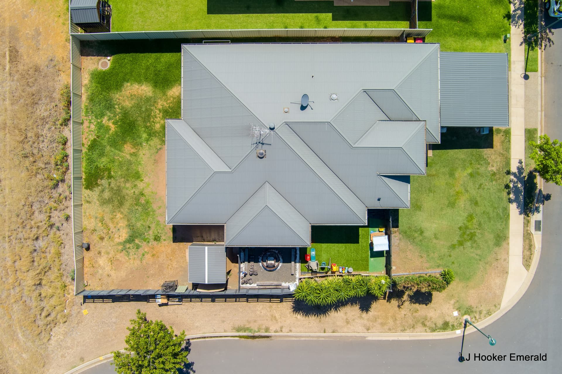 83 Canterbury Road, Emerald, Emerald - Thumbnail 3