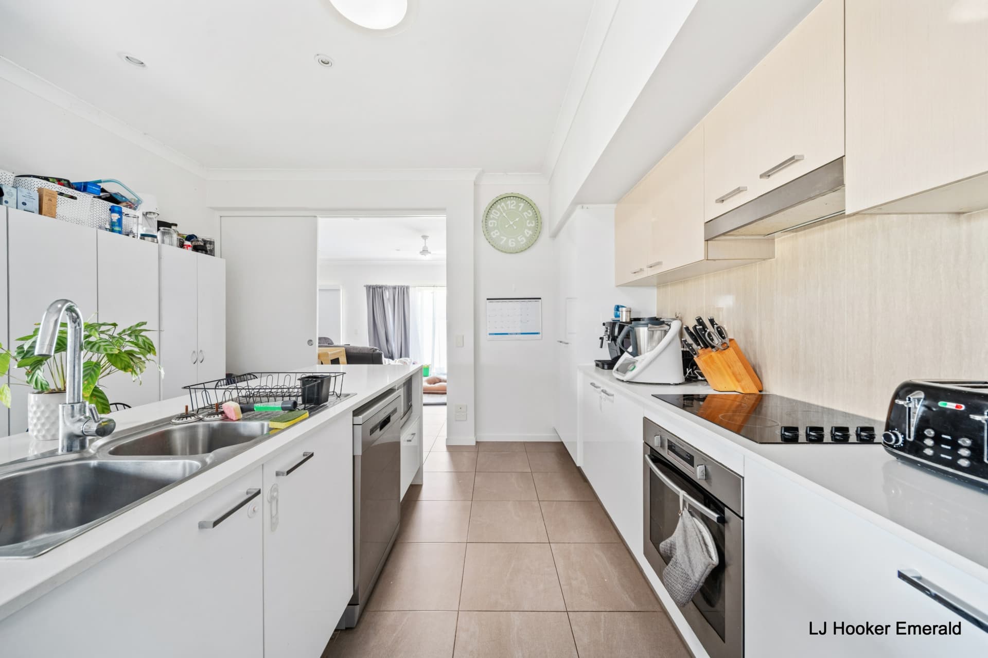 83 Canterbury Road, Emerald, Emerald - Thumbnail 6