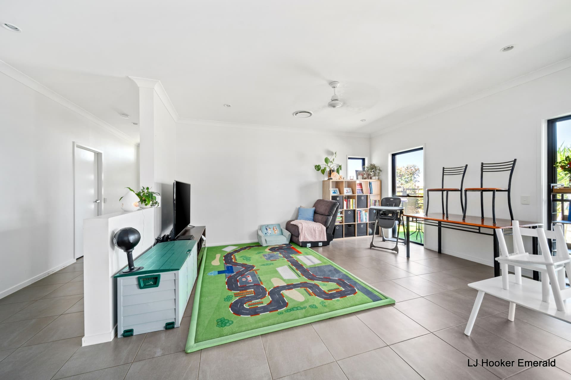 83 Canterbury Road, Emerald, Emerald - Thumbnail 7