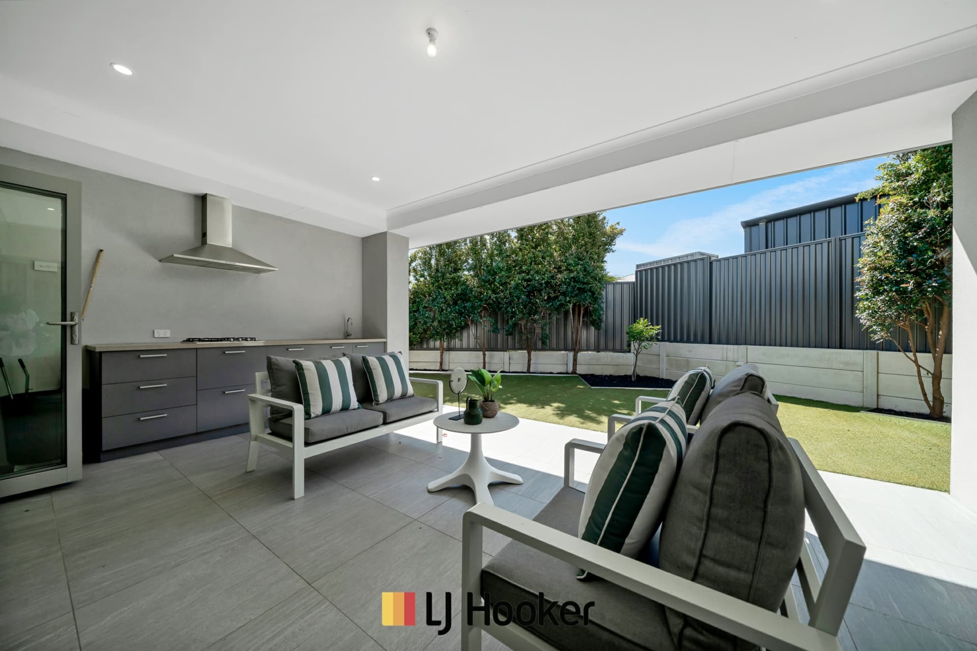 12B Martelli Place, Stirling, Stirling - Thumbnail 8