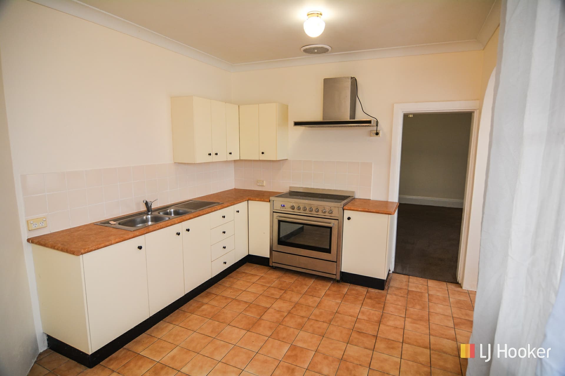 48 Cook Street, Lithgow, Lithgow - Thumbnail 2