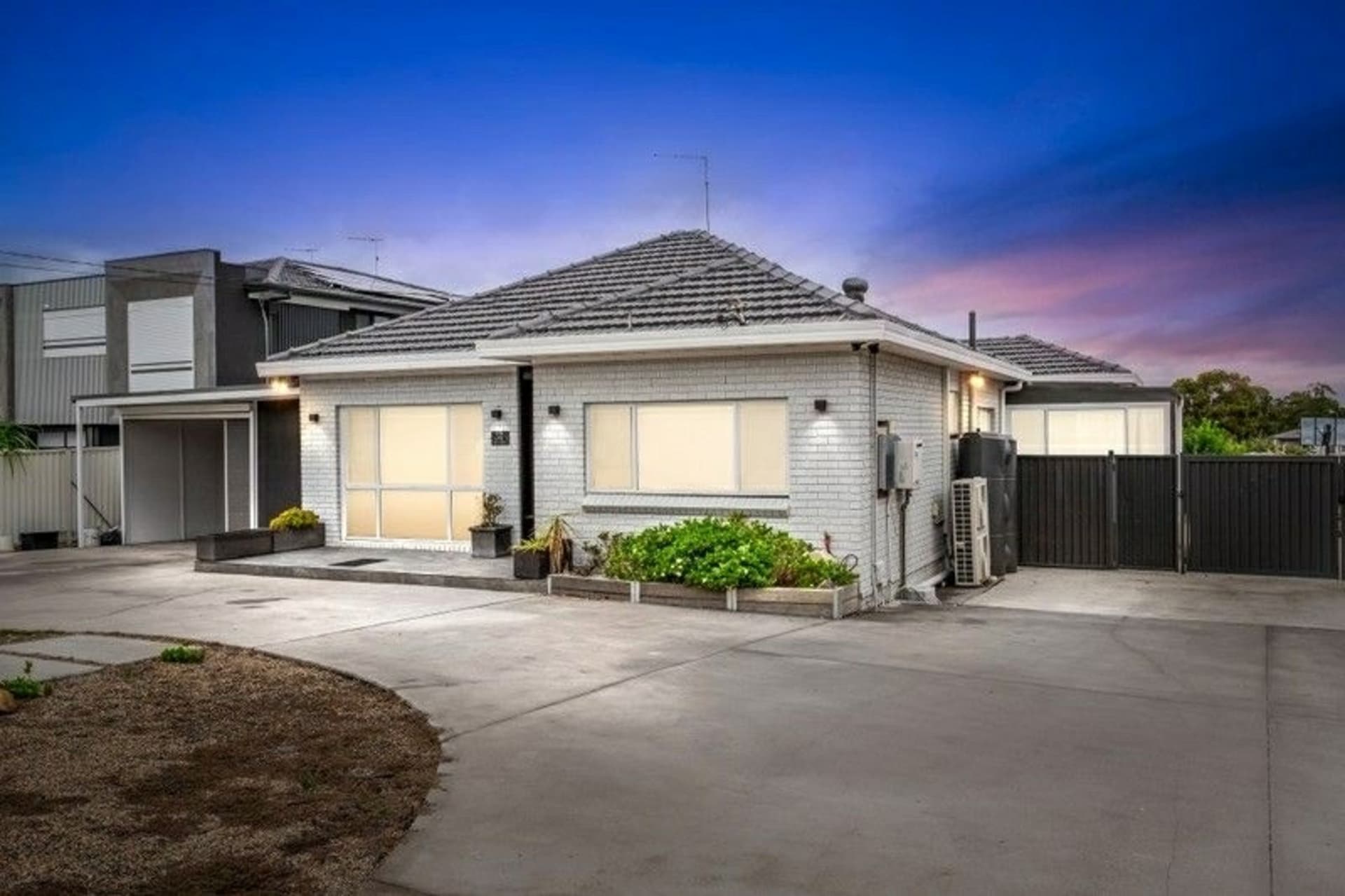 37 Railway Parade, Condell Park, Condell Park - Thumbnail 2