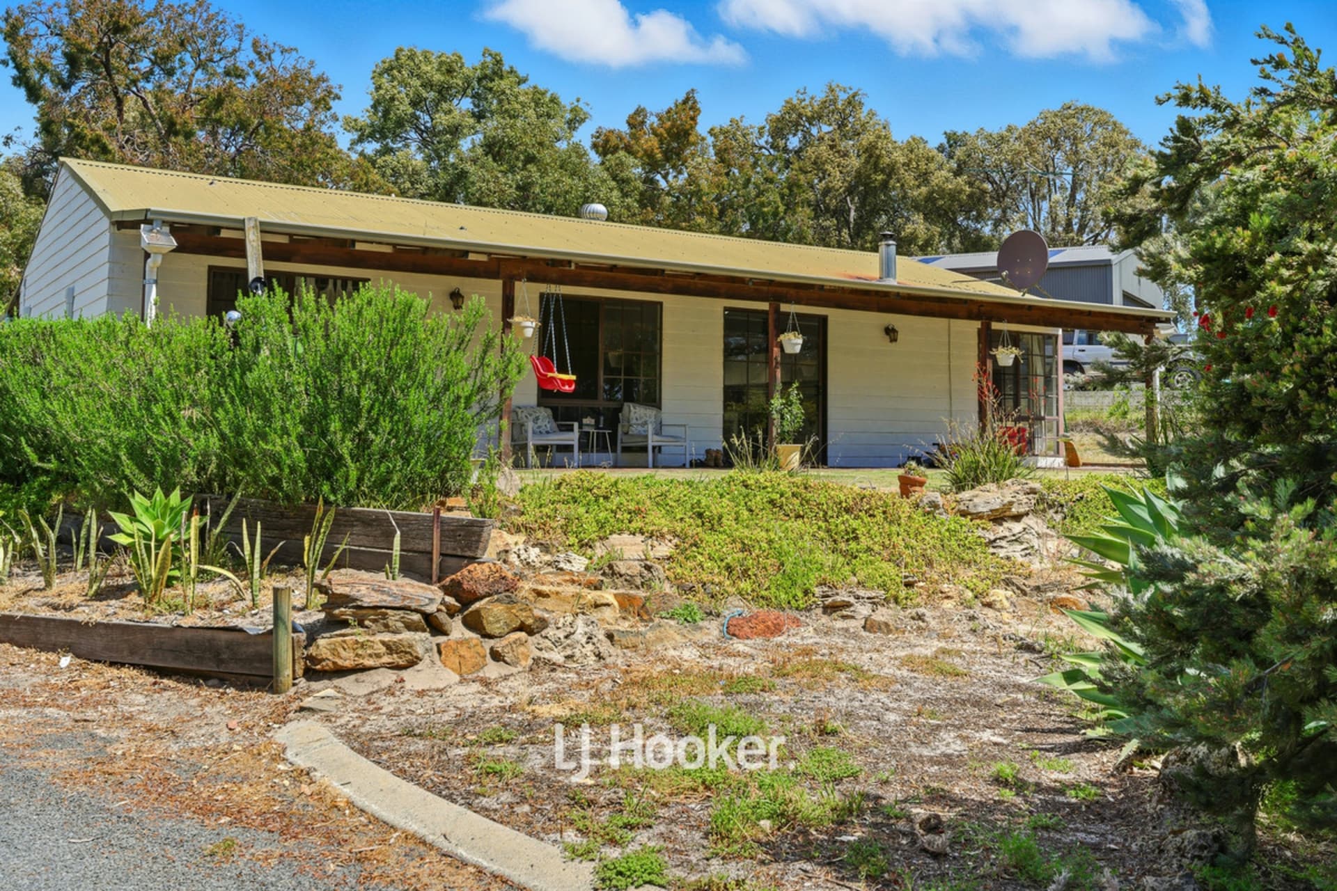 3 Heathridge Road, Gelorup, Gelorup - Thumbnail 3