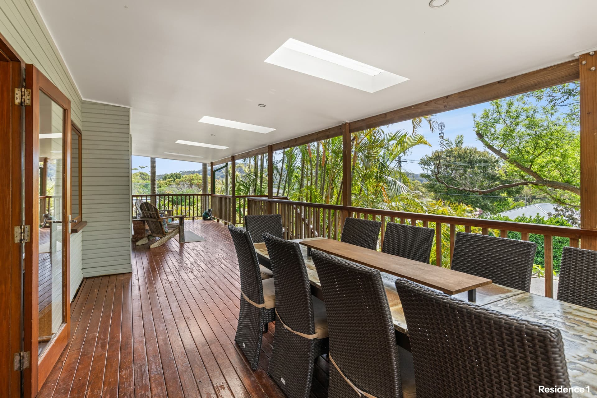 25 Binburra Avenue, Avalon Beach, Avalon Beach - Thumbnail 2