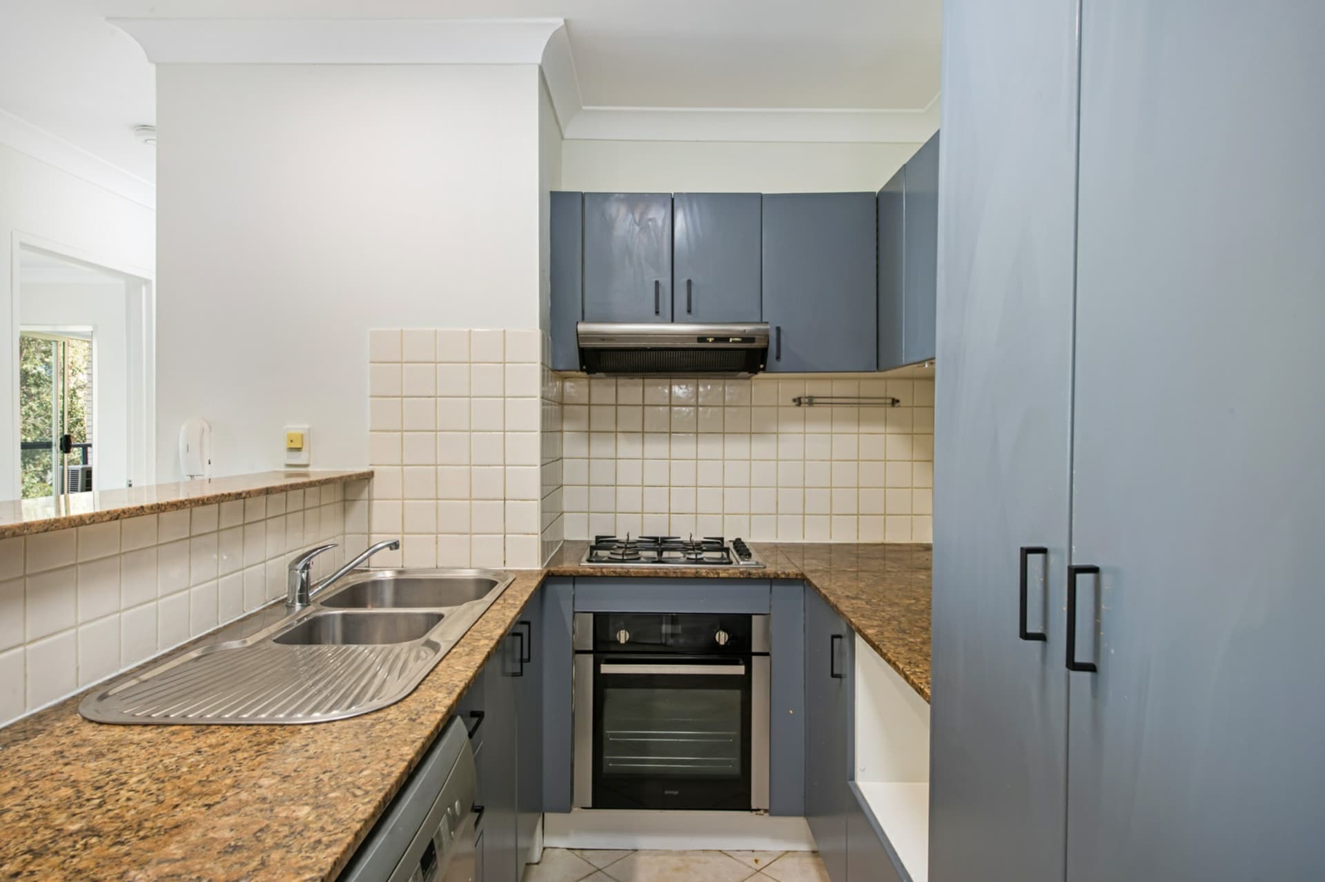 7/92 John Whiteway Drive, Gosford, Gosford - Thumbnail 3