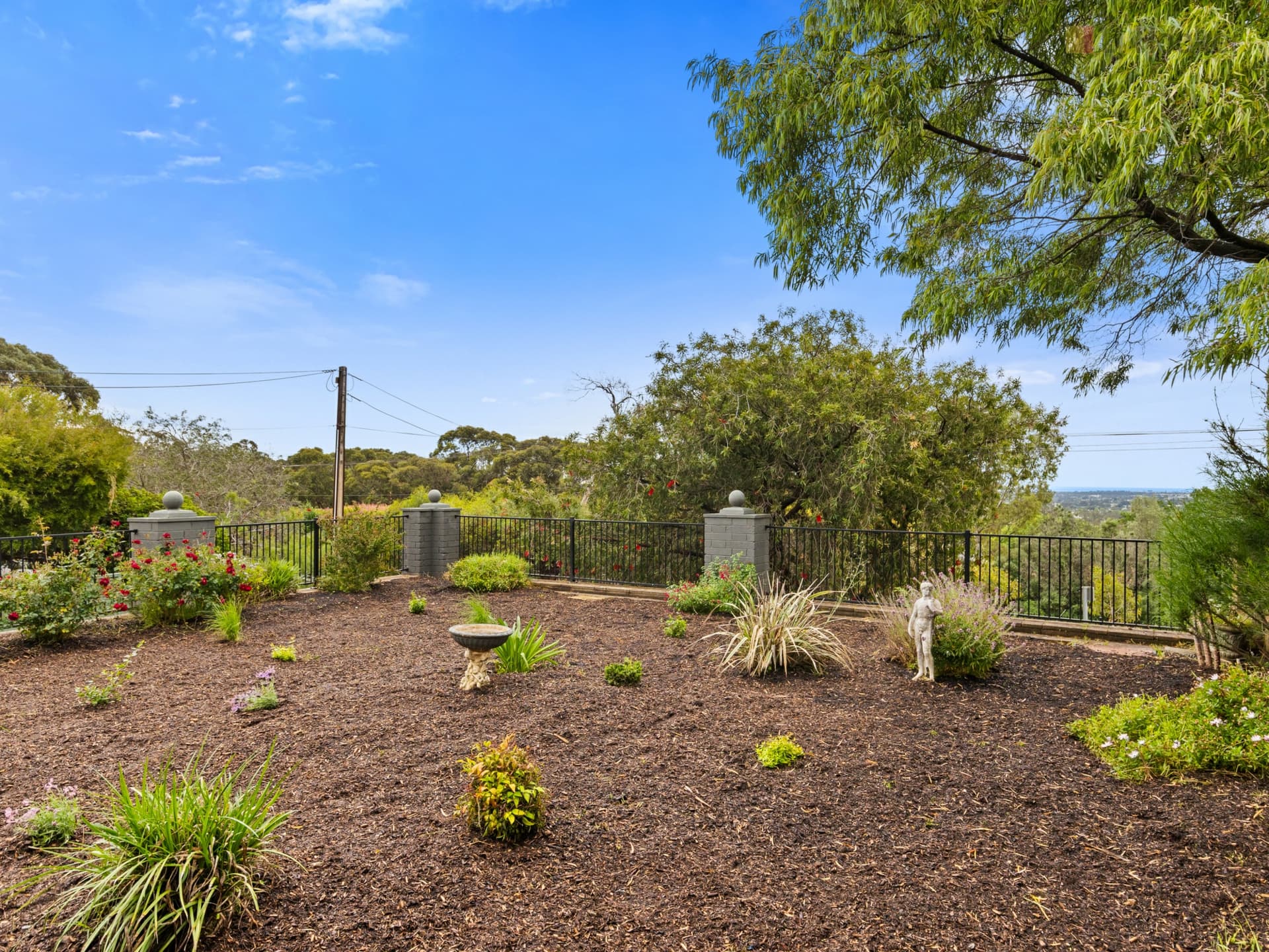 19 Beagle Terrace, Lynton, Lynton - Thumbnail 2