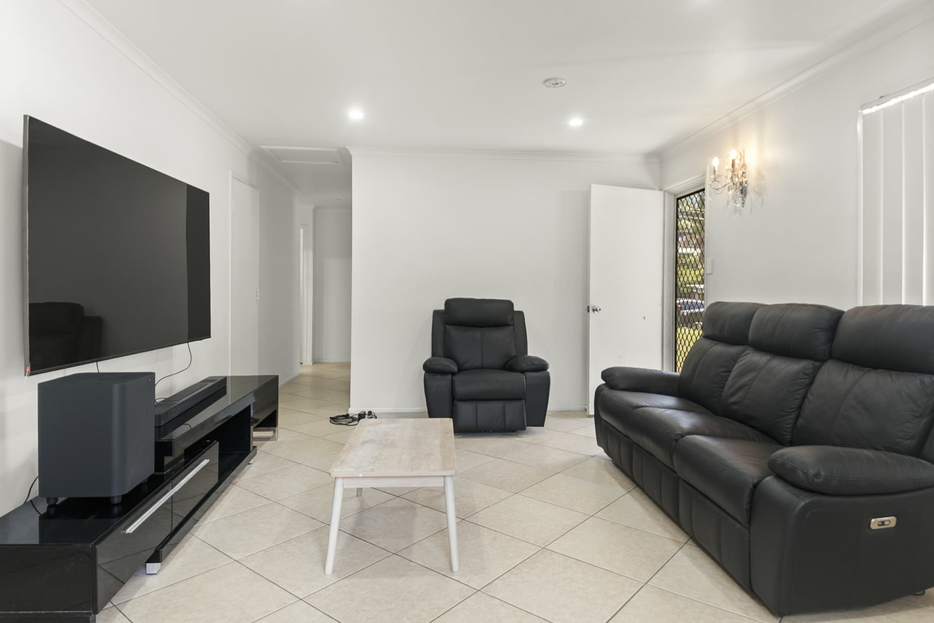 25 Garoona Grove, Slacks Creek, Slacks Creek - Thumbnail 4