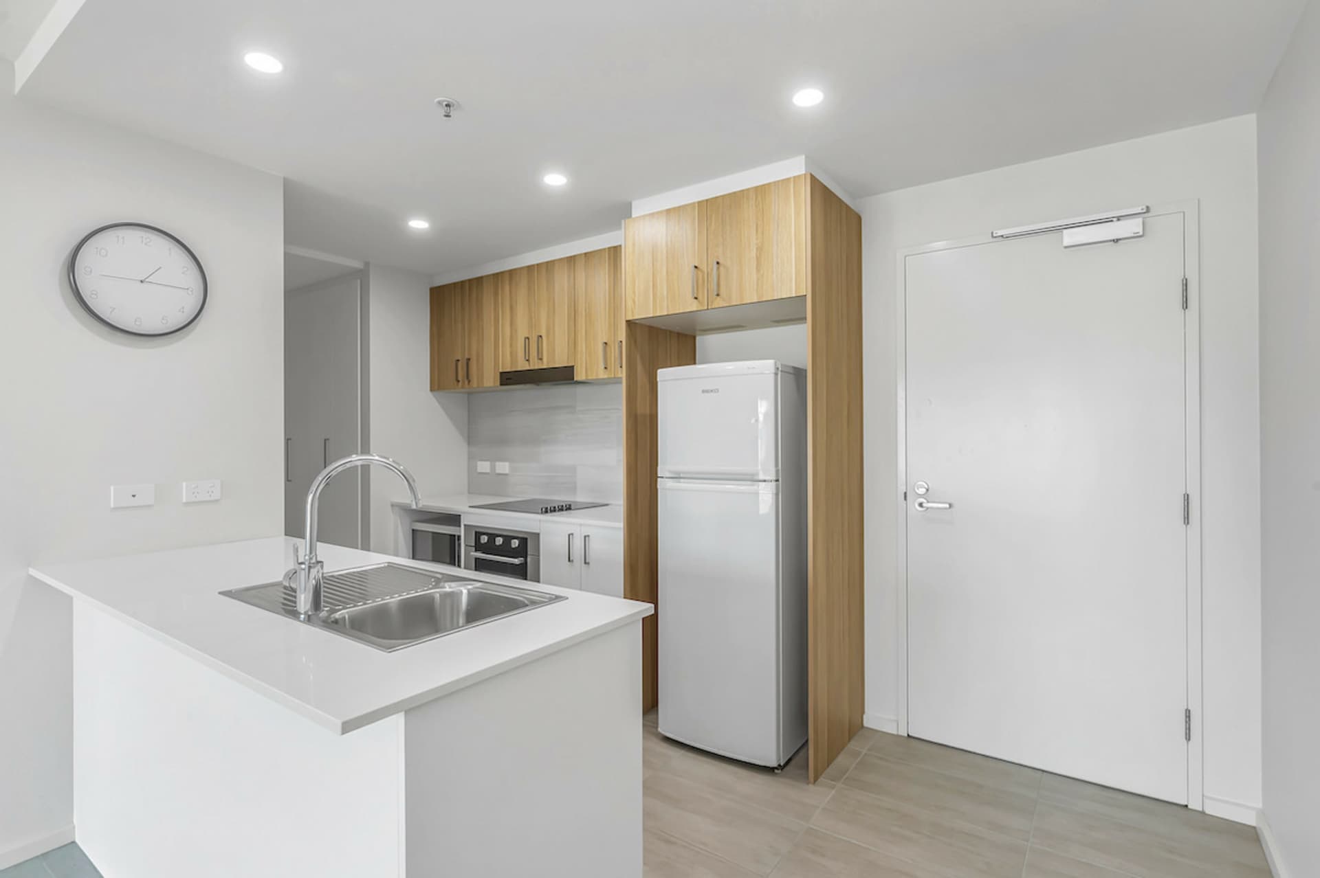 237/325 Anketell Street, Greenway, Greenway - Thumbnail 6