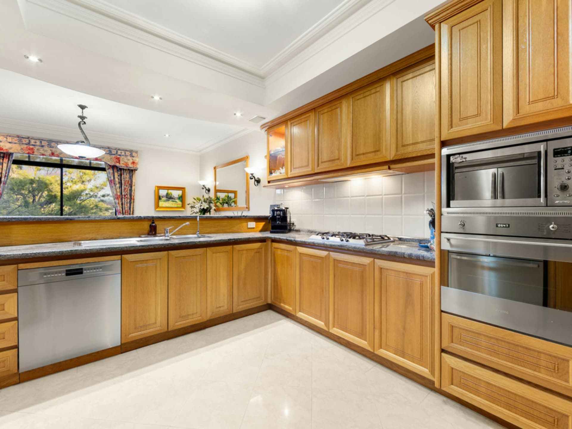 16 Jewell Lane, East Perth, East Perth - Thumbnail 5