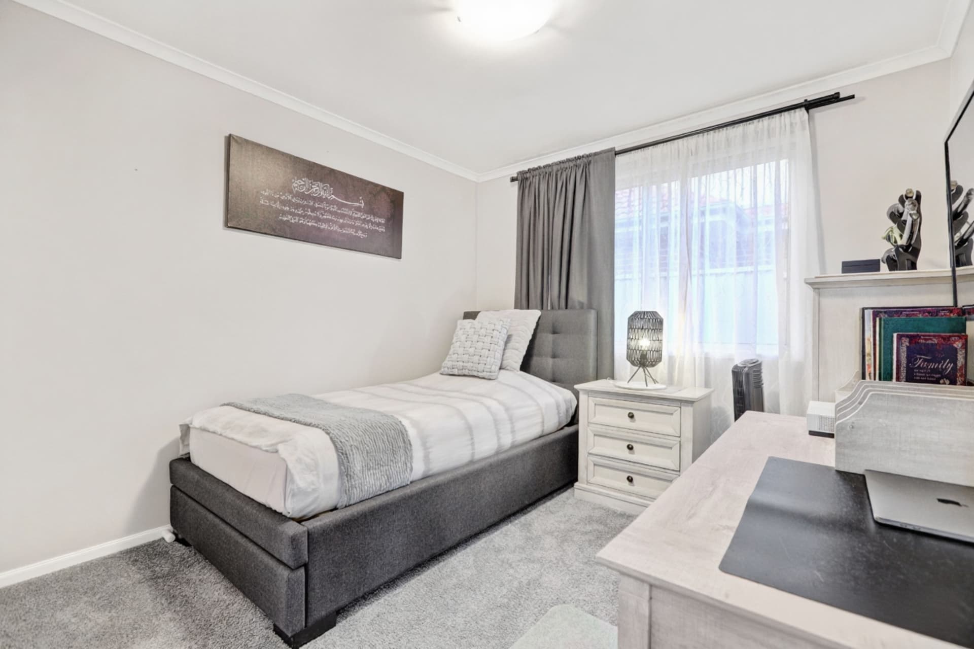 4 Harpur Place, Casula, Casula - Thumbnail 8