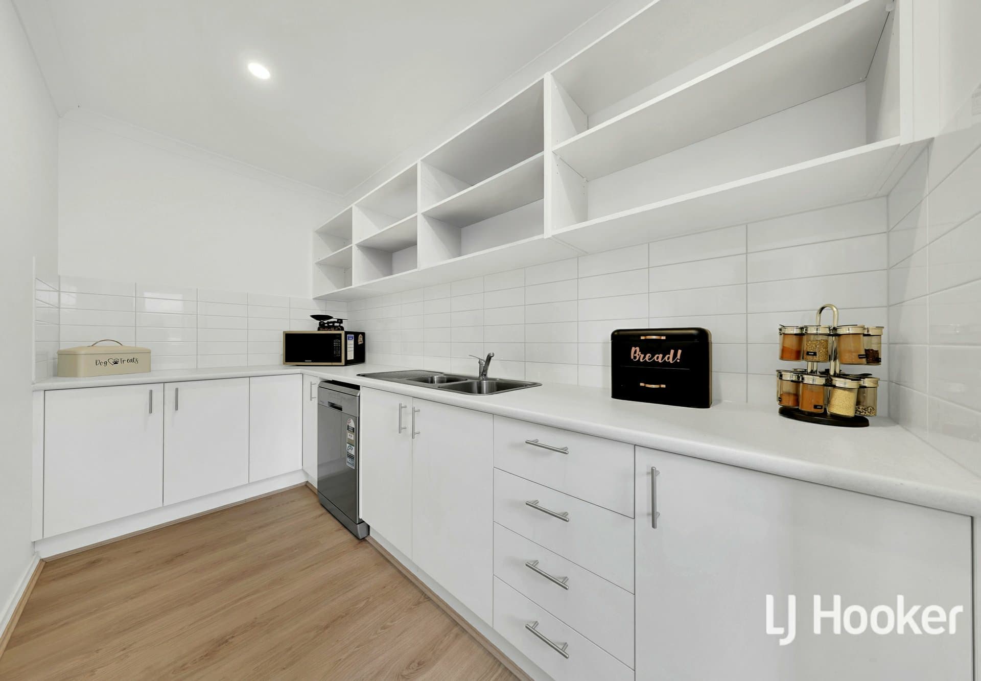 15 Periwinkle Crescent, Wallan, Wallan - Thumbnail 7