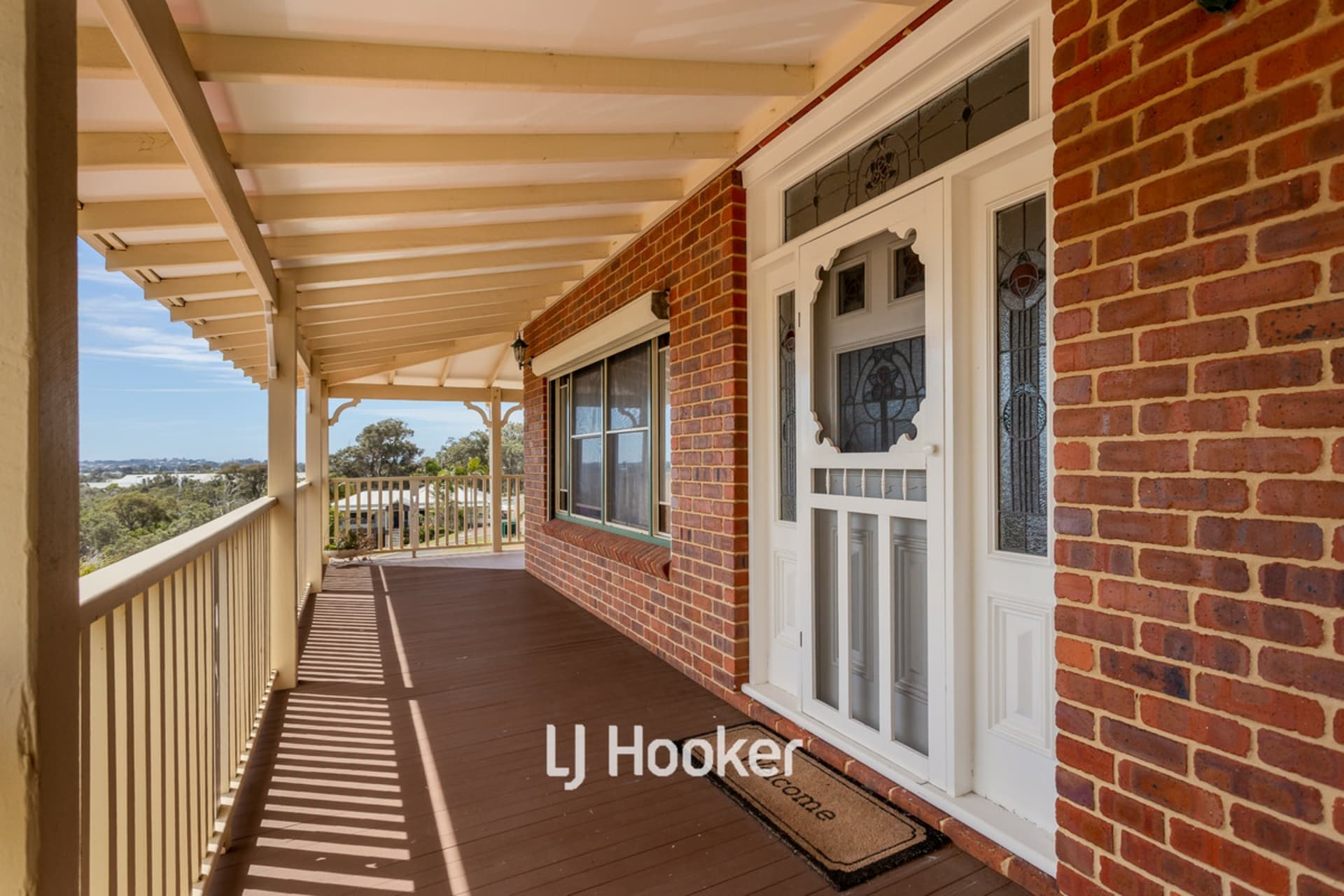 1 Balliol Court, College Grove, College Grove - Thumbnail 3