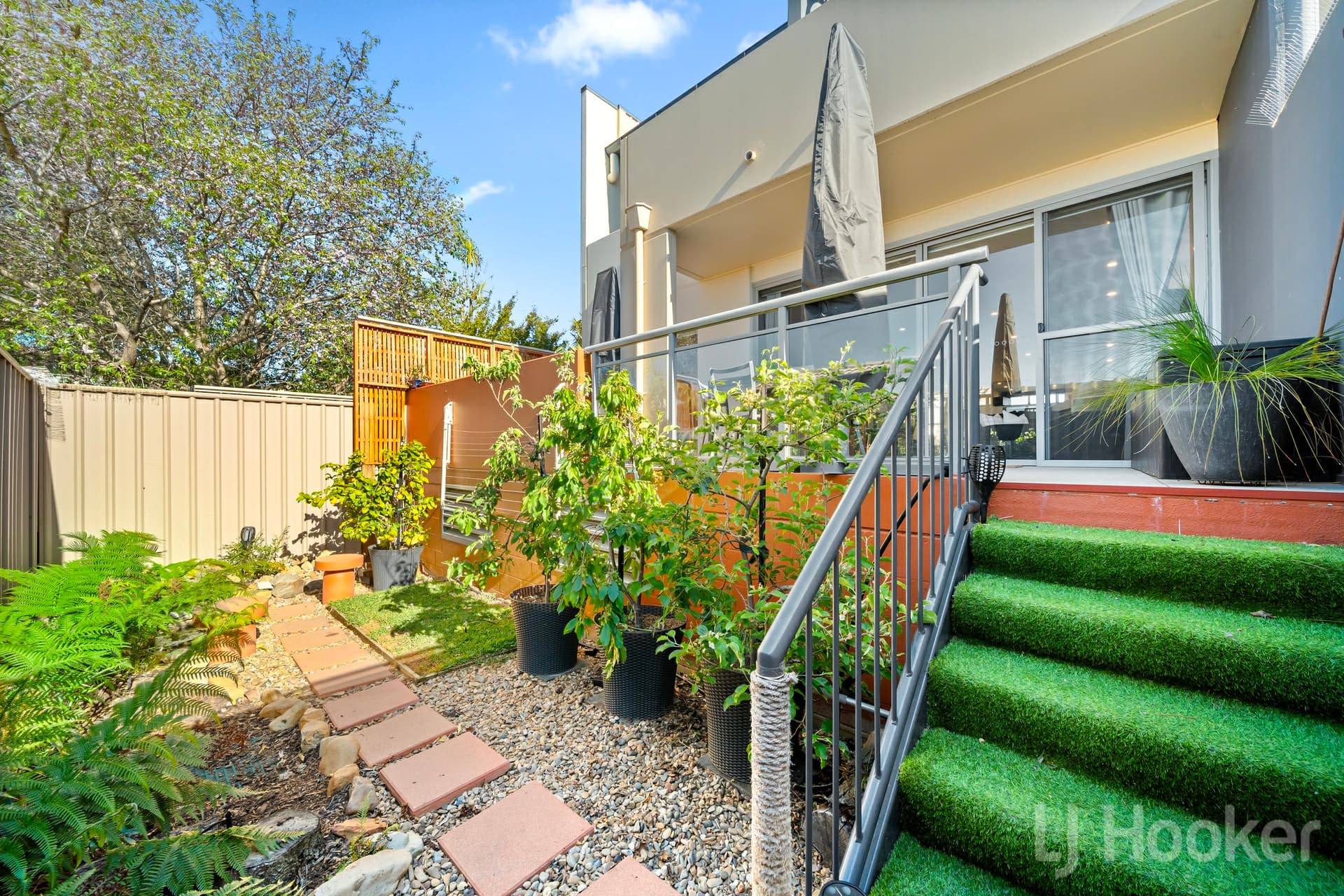17B/17 Uriarra Road, Queanbeyan, Queanbeyan - Image 1