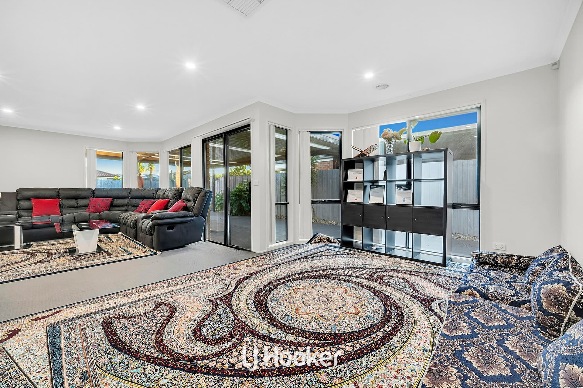 13 Chisholm Crescent, Narre Warren South, Narre Warren South - Thumbnail 5