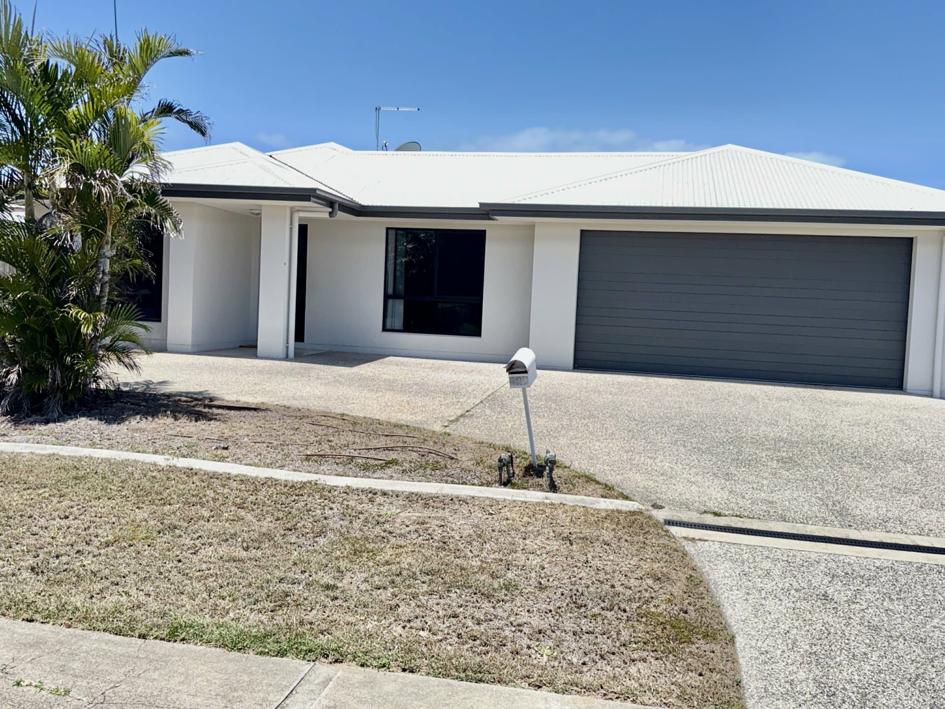 14A Lime Tree Court, Bowen, Bowen - Thumbnail 2