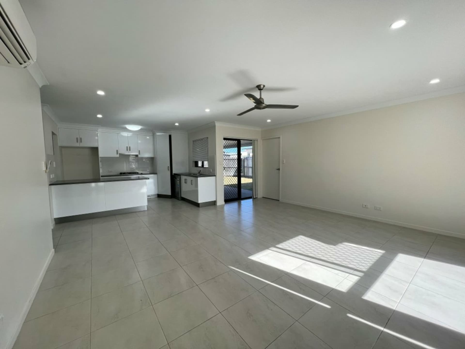14A Lime Tree Court, Bowen, Bowen - Thumbnail 5