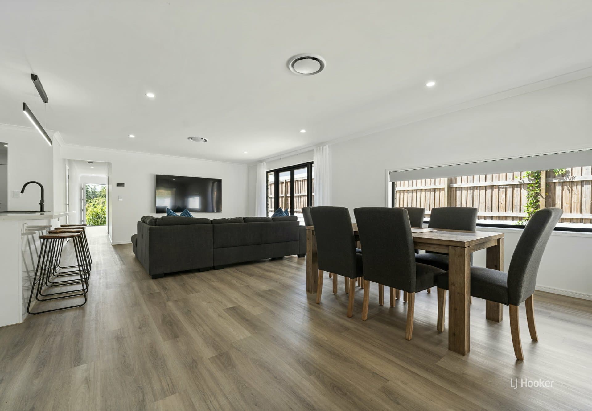 35 Appaloosa Street, Woodford, Woodford - Thumbnail 4