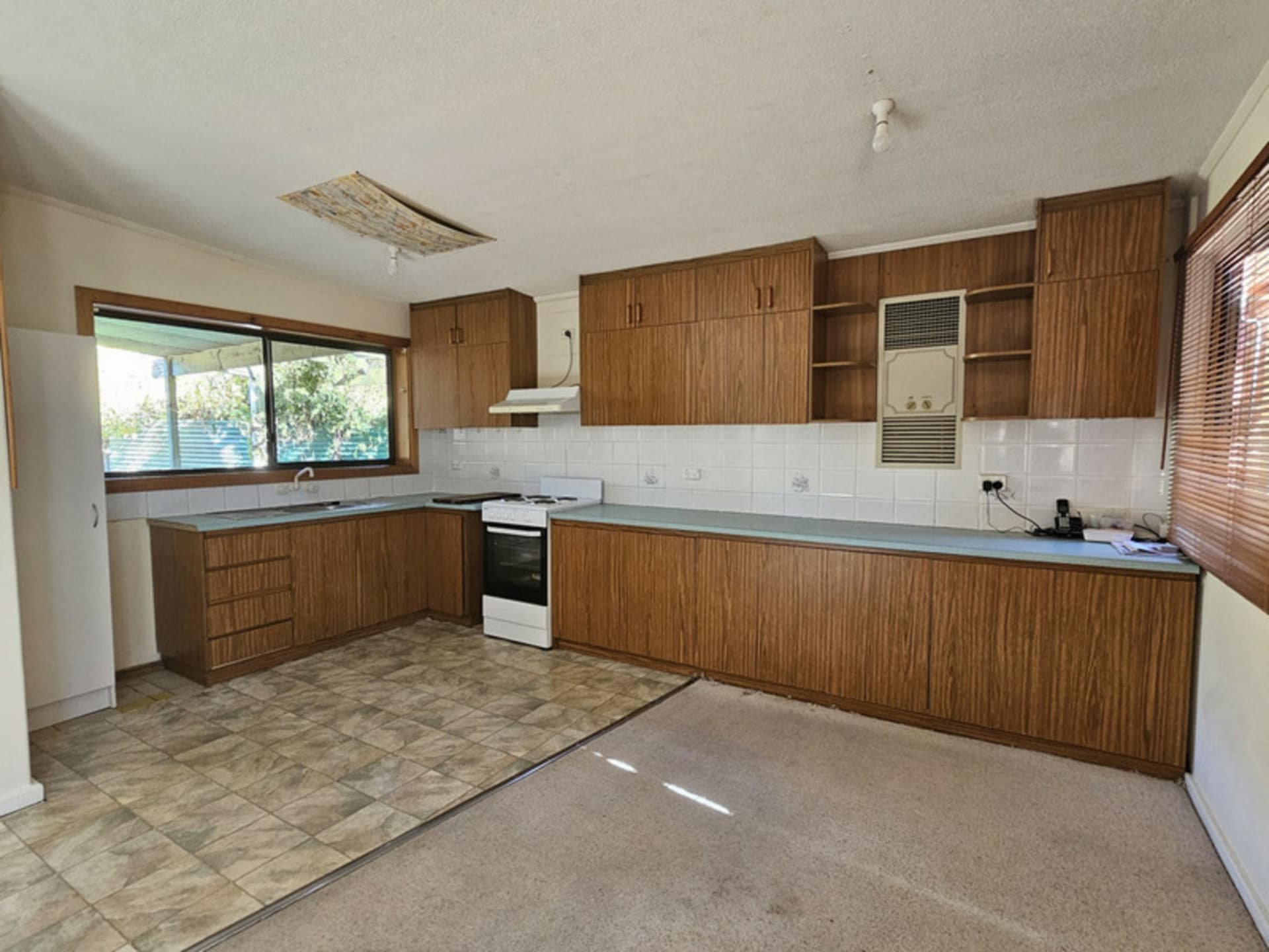 11 Rhus Avenue, Elizabeth Vale, Elizabeth Vale - Thumbnail 6