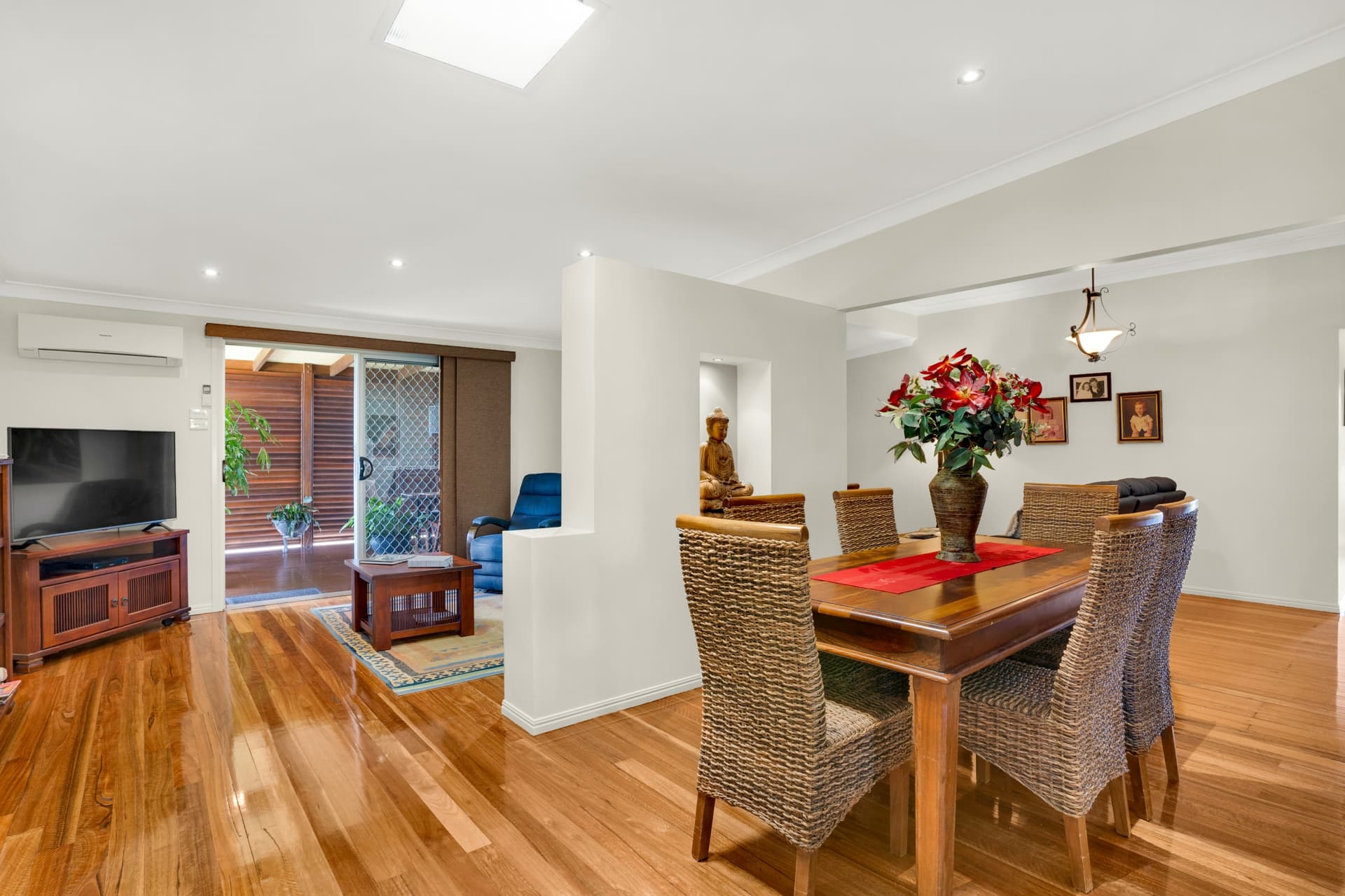 8 Cedar Street, Woodburn, Woodburn - Thumbnail 3