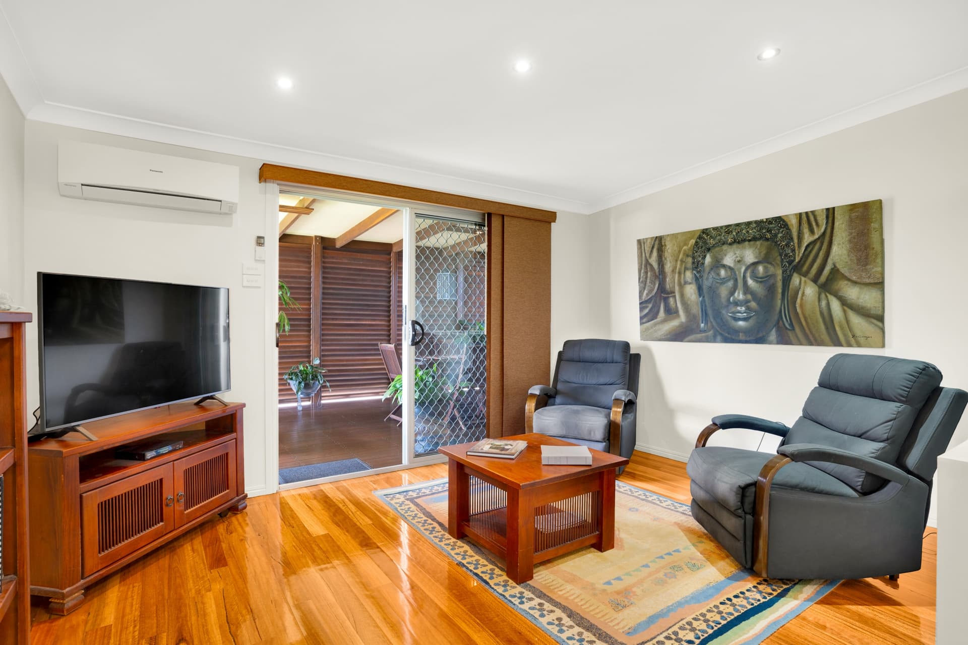 8 Cedar Street, Woodburn, Woodburn - Thumbnail 7