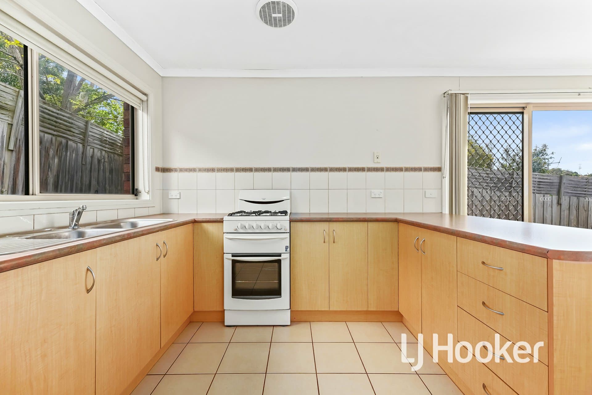 4/5 Glenda Court, Pakenham, Pakenham - Thumbnail 3