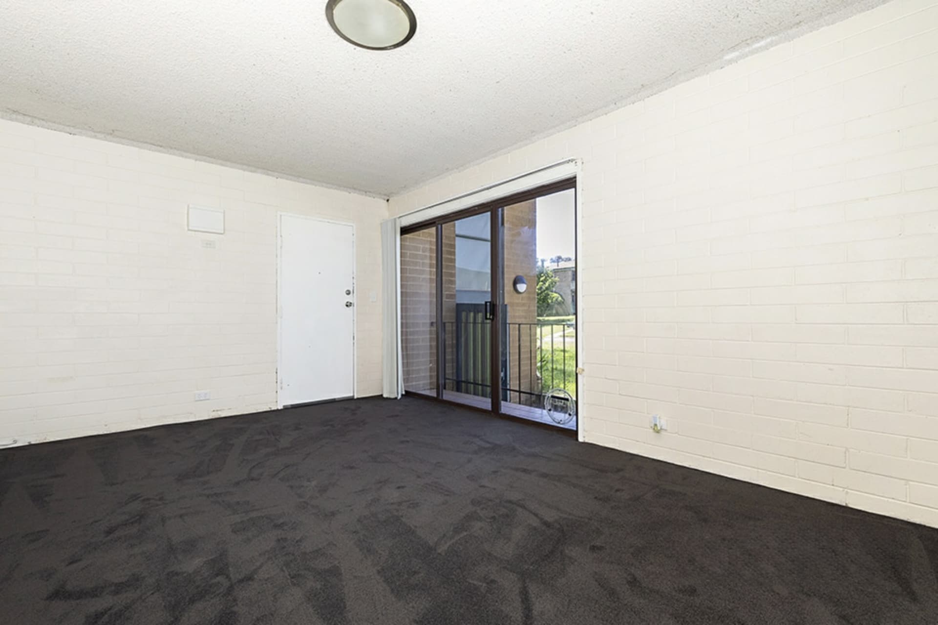 1/4 Keith Street, Scullin, Scullin - Thumbnail 2