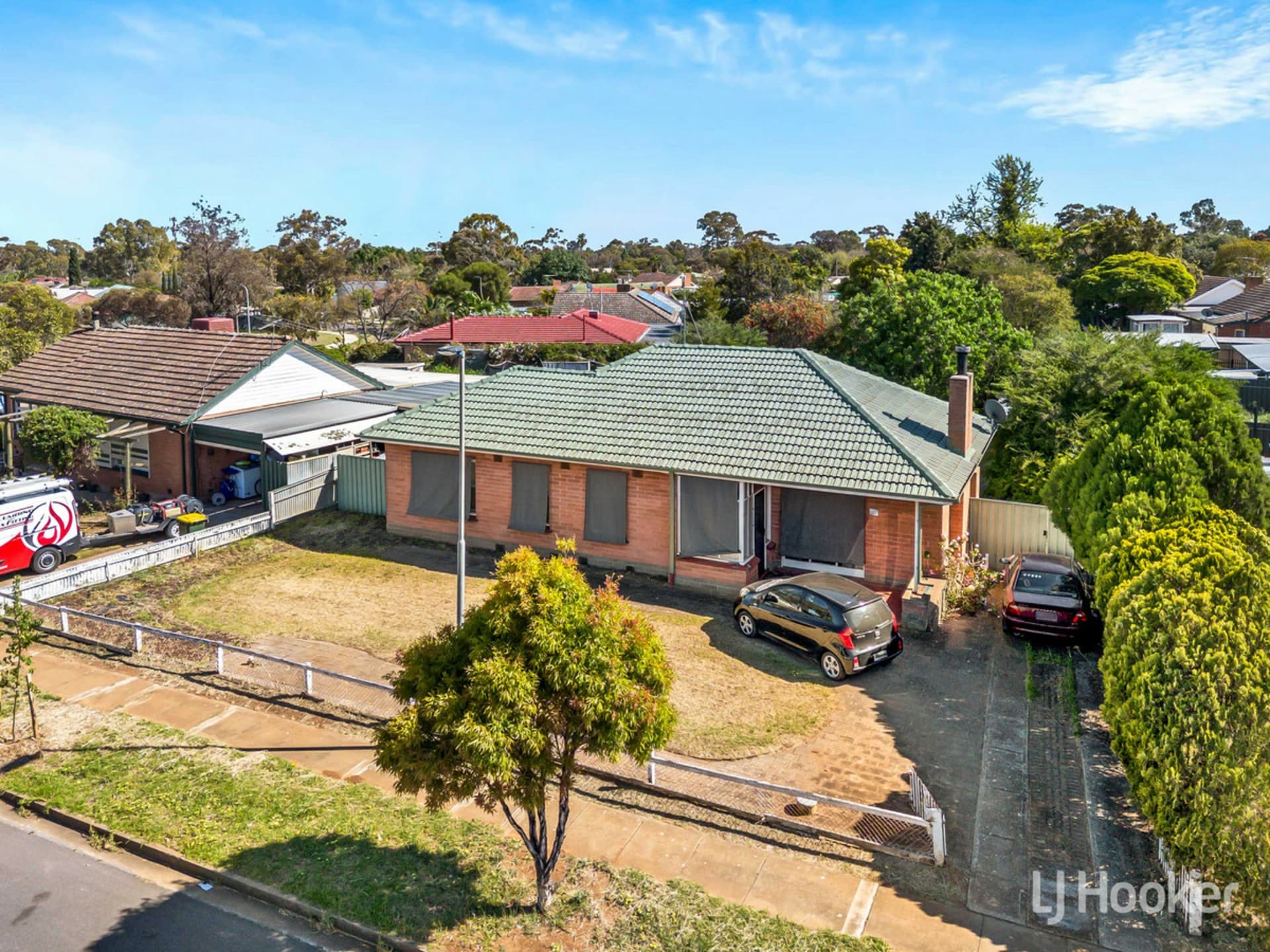 17 Haldane Street, Elizabeth Downs, Elizabeth Downs - Thumbnail 2