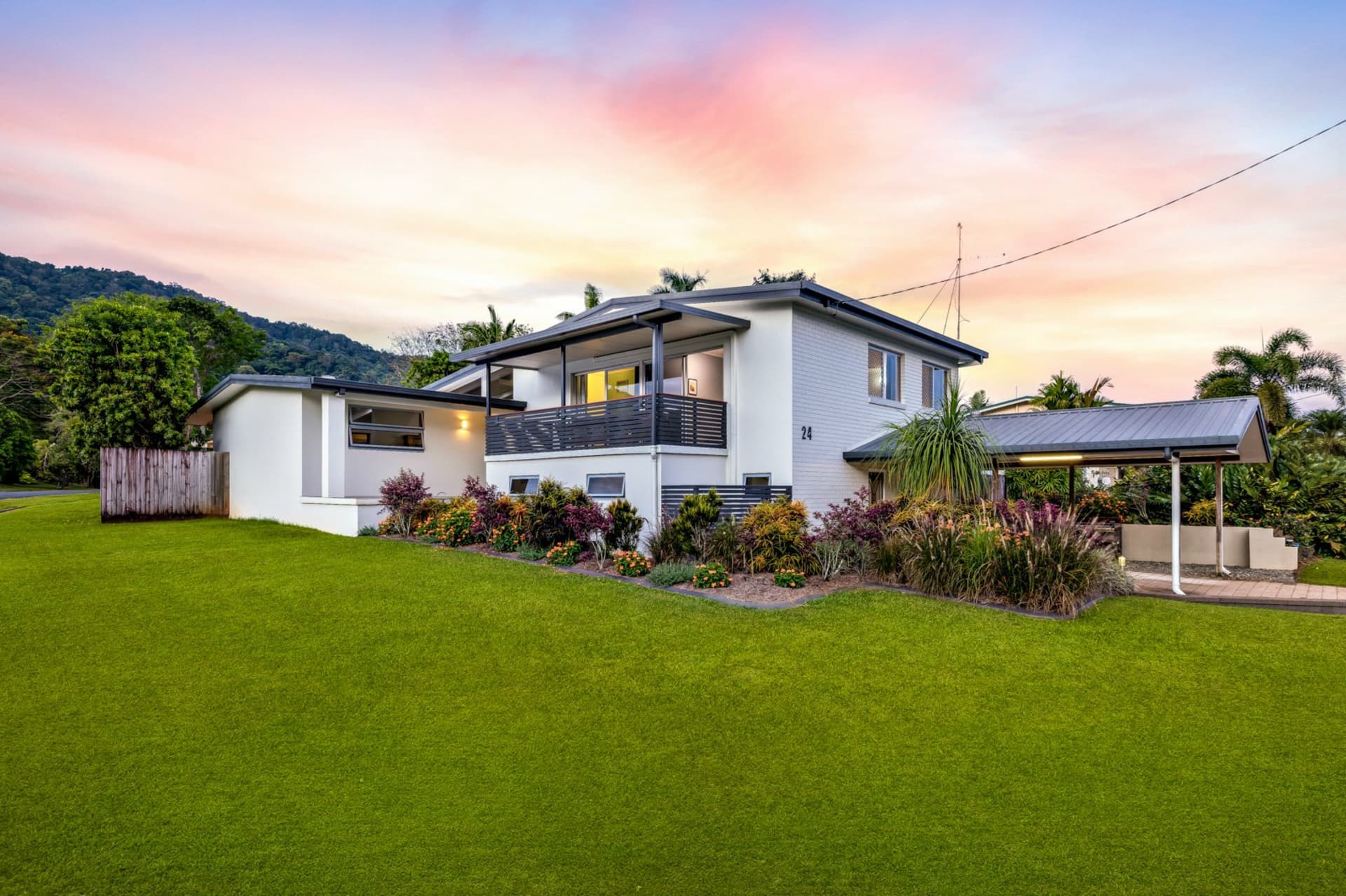 24 Hillview Crescent, Whitfield, Whitfield - Thumbnail 2