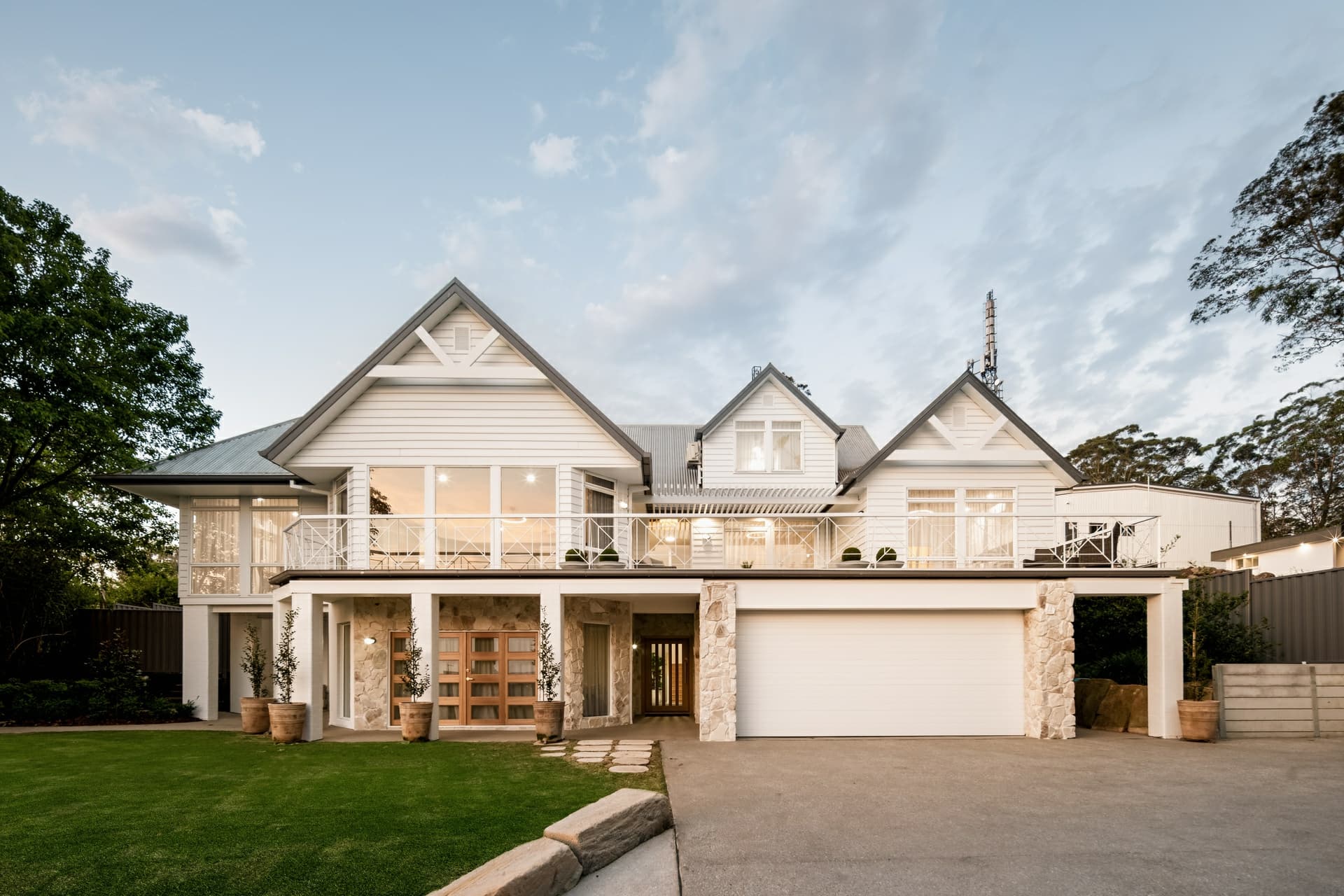 6 Roderic Court, Mount Lofty, Mount Lofty - Thumbnail 2