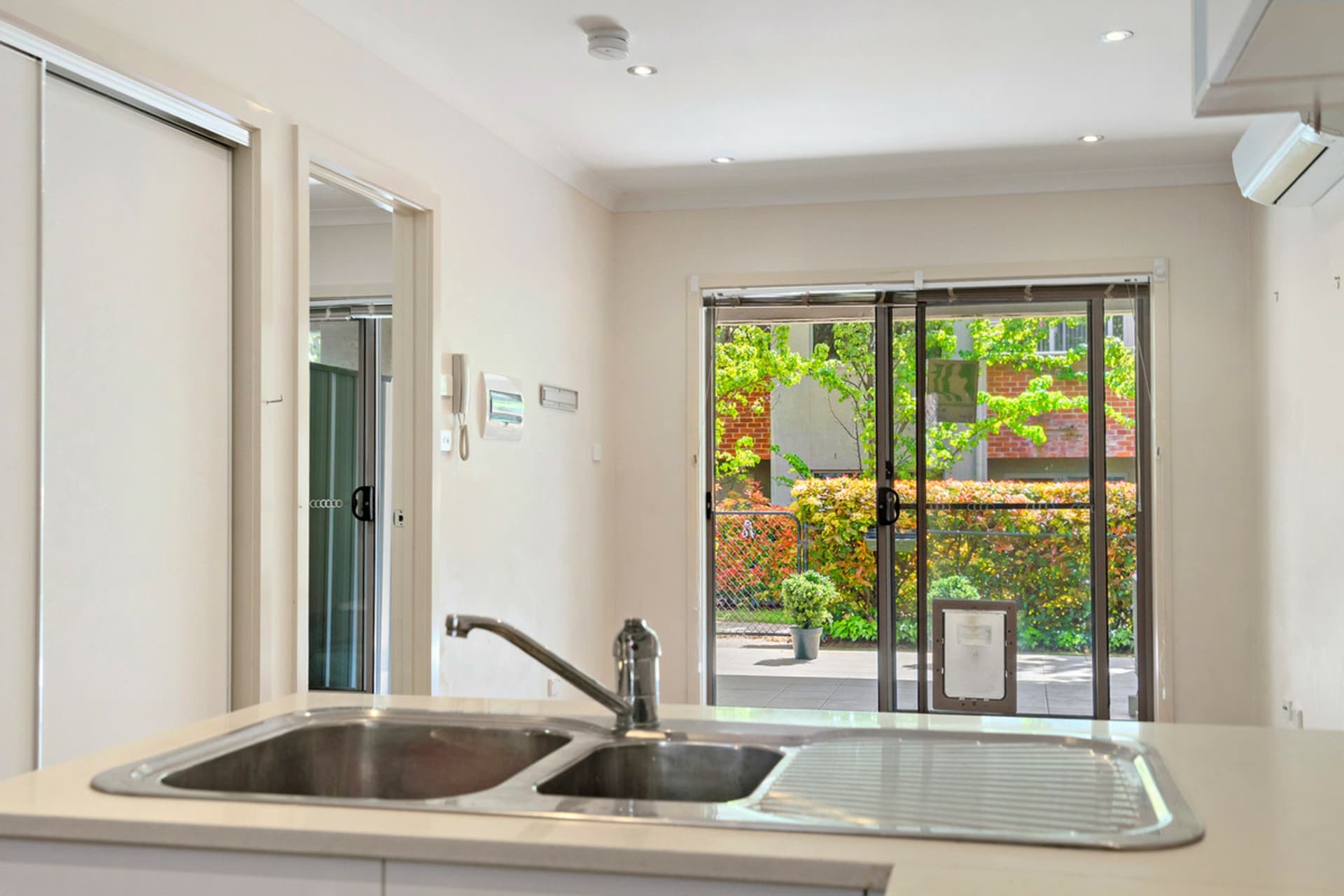 2/13 Majura Avenue, Dickson, Dickson - Thumbnail 4