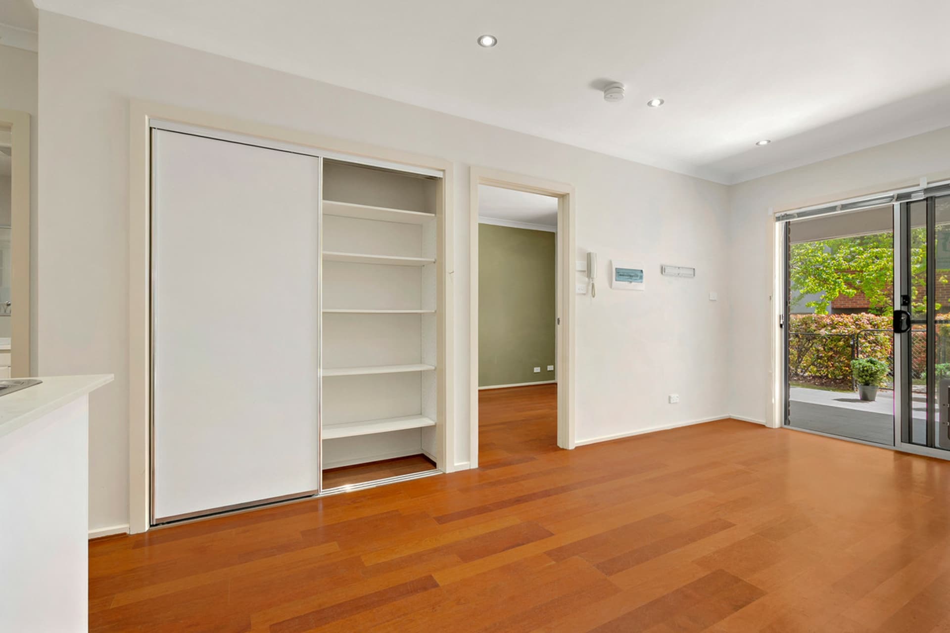 2/13 Majura Avenue, Dickson, Dickson - Thumbnail 6