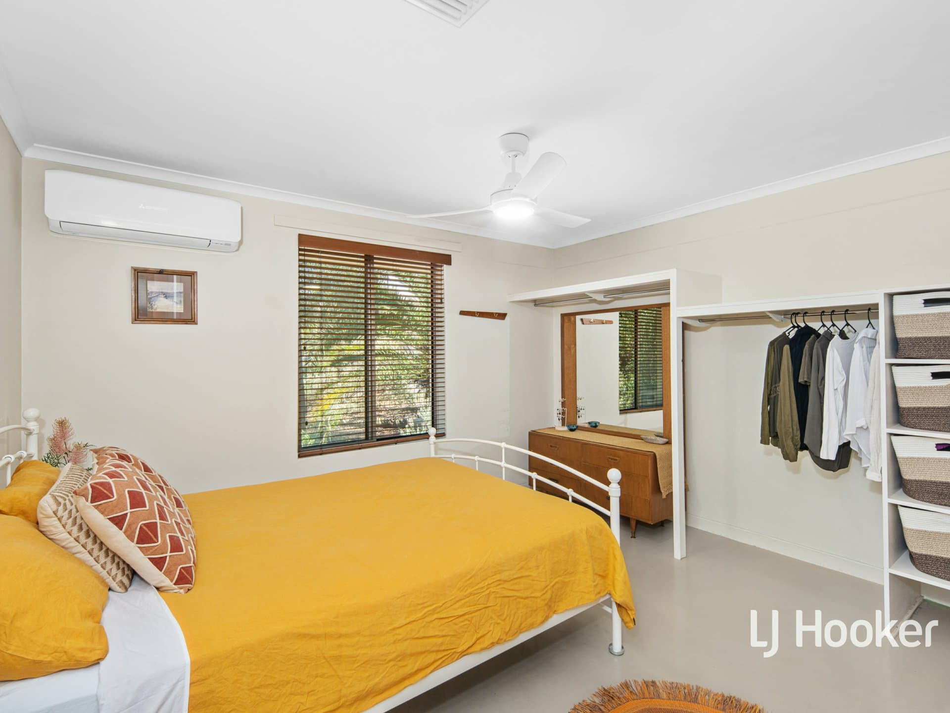 22 Abrahams Crescent, Braitling, Braitling - Thumbnail 6