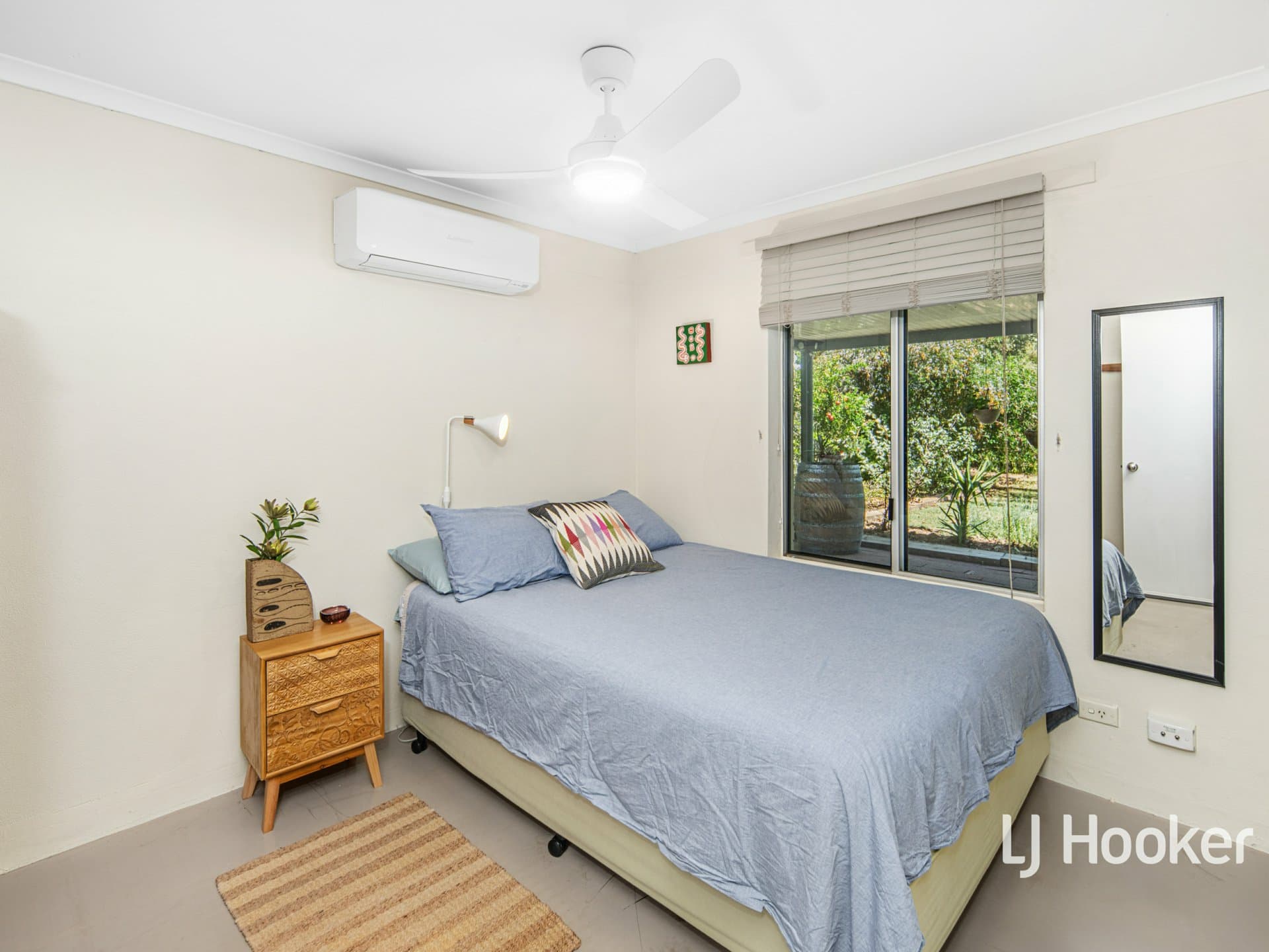 22 Abrahams Crescent, Braitling, Braitling - Thumbnail 7