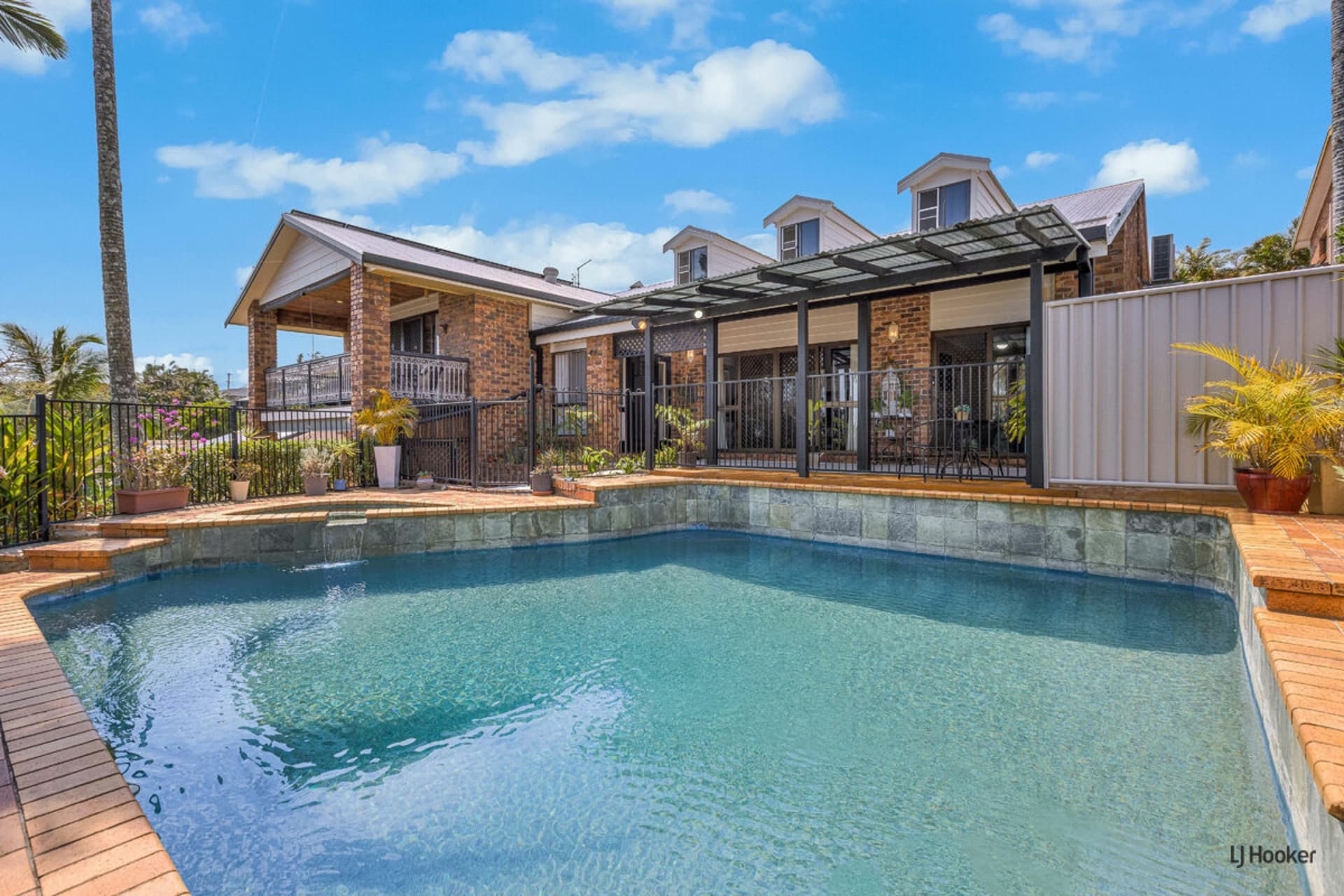 22 Widgee Avenue, Banora Point, Banora Point - Image 1