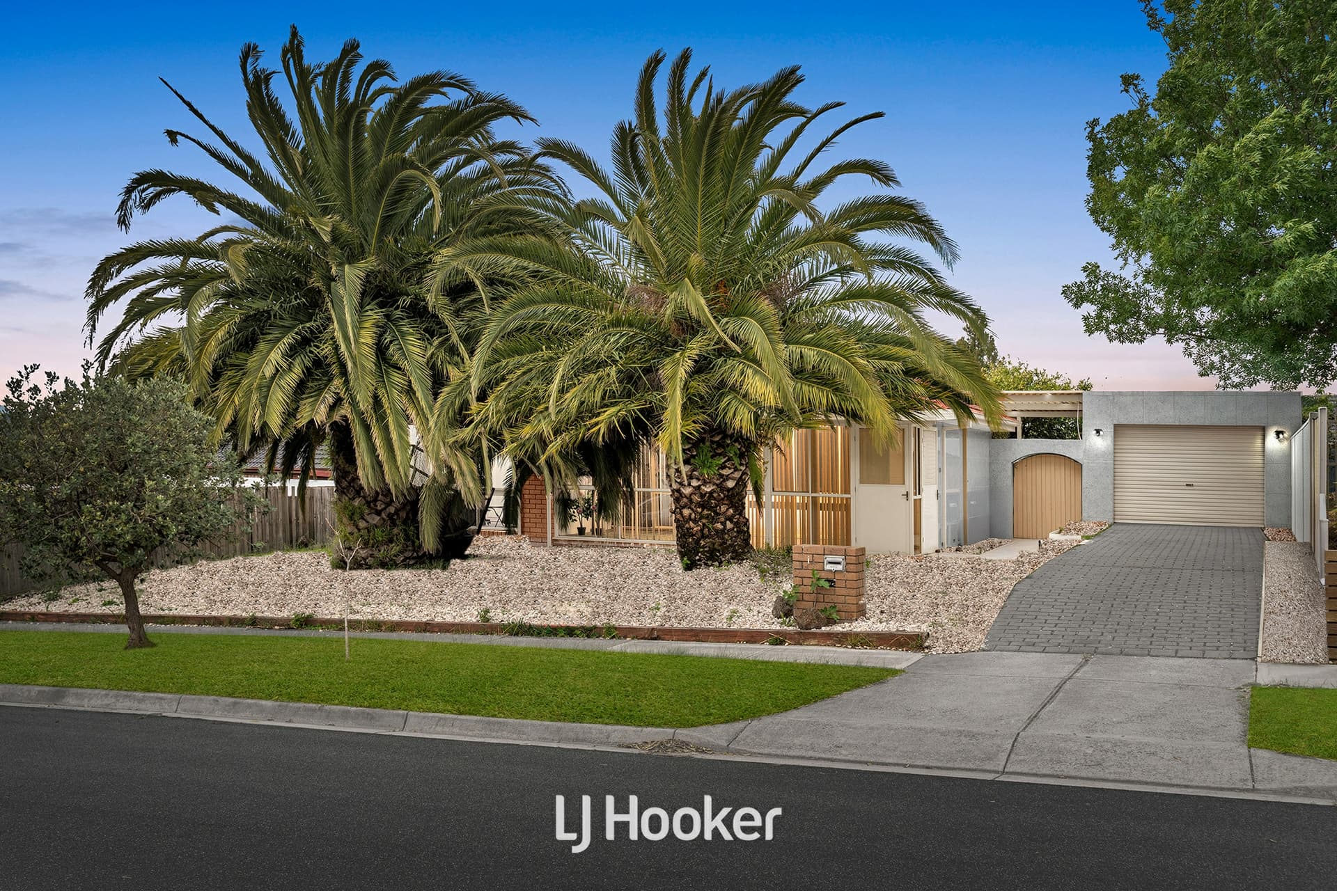 1 Edis Court, Endeavour Hills, Endeavour Hills - Thumbnail 2