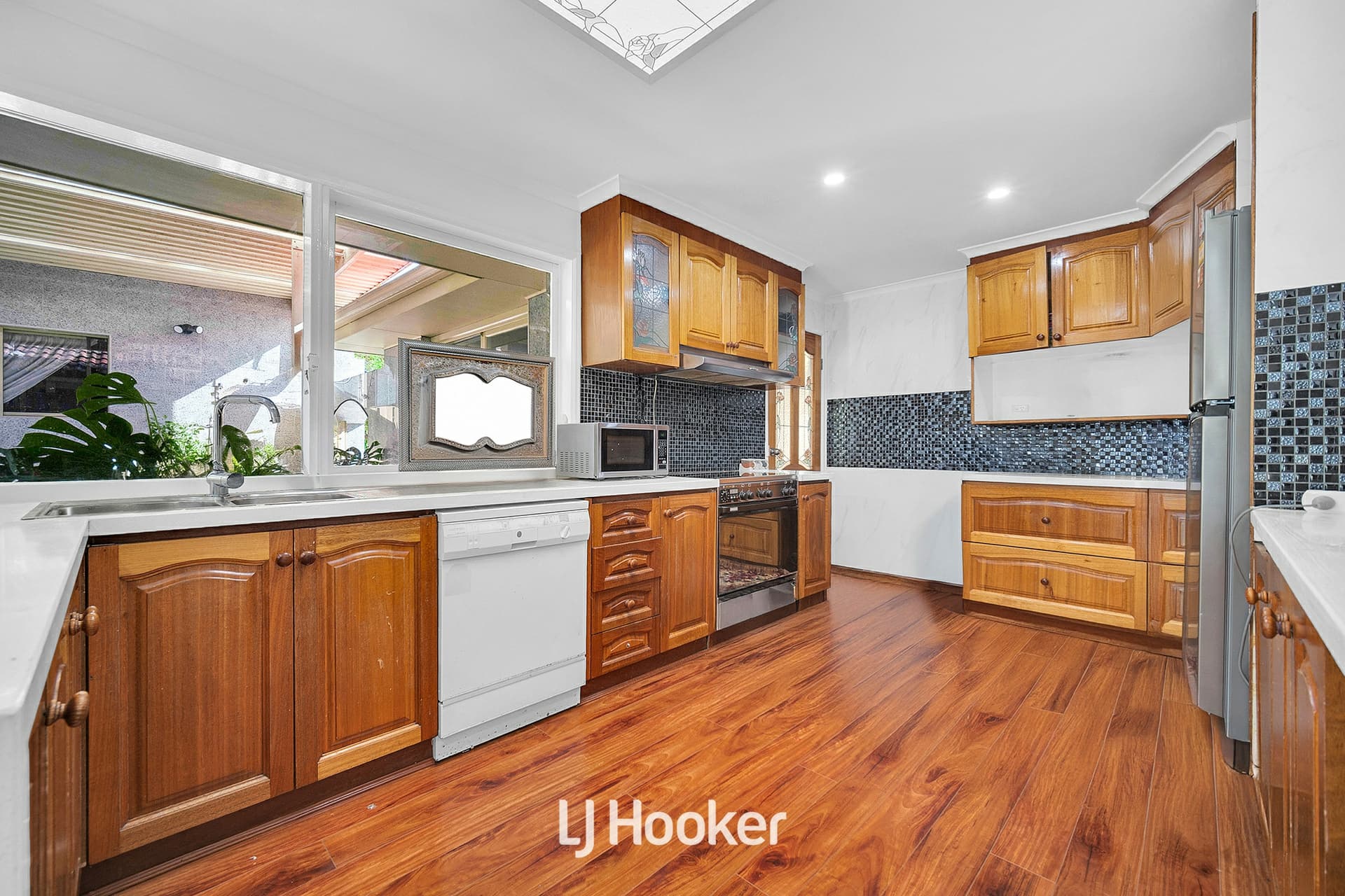 1 Edis Court, Endeavour Hills, Endeavour Hills - Thumbnail 6