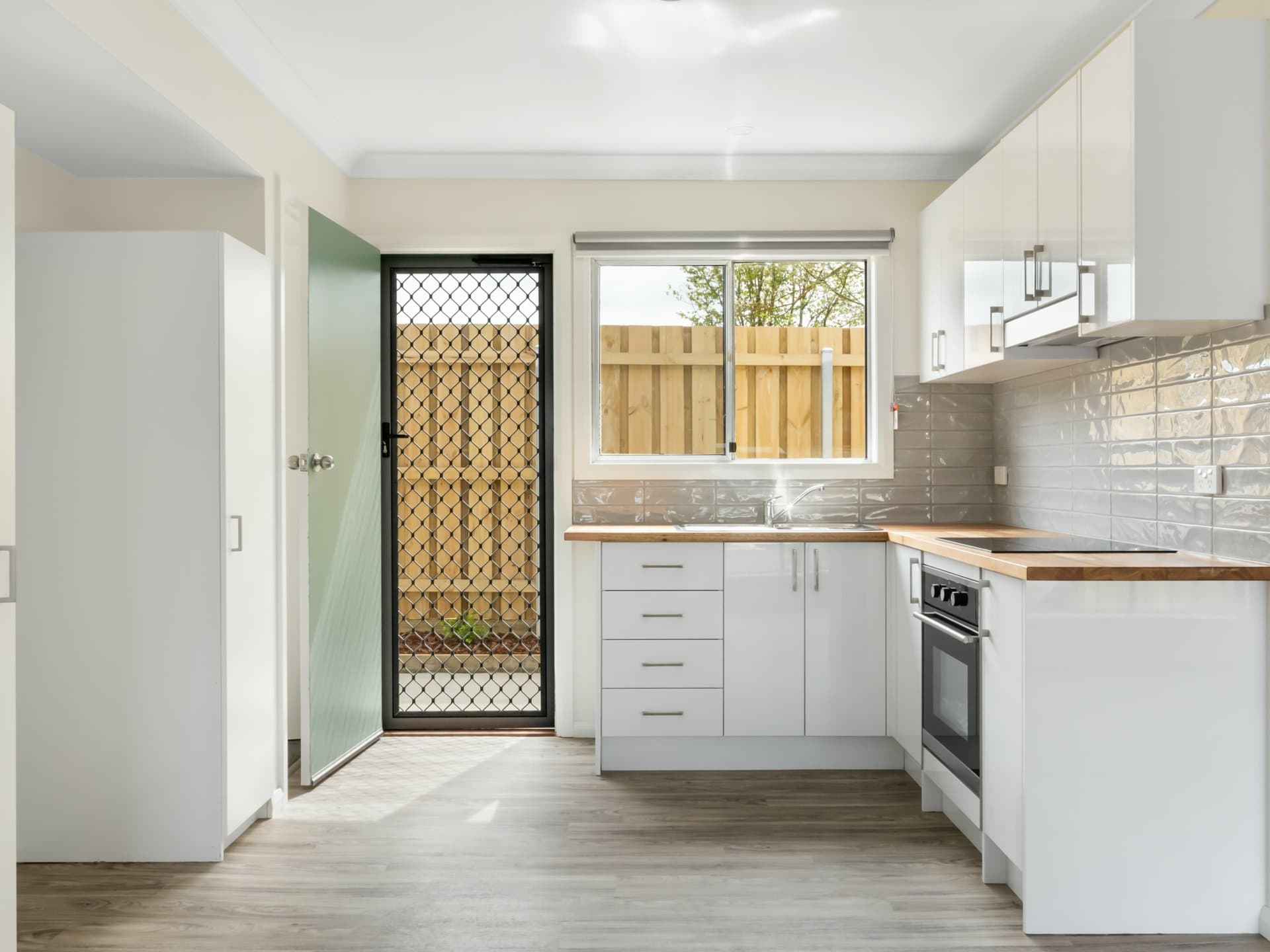 Unit 7/4 Grosvenor Court, Bairnsdale, Bairnsdale - Thumbnail 2
