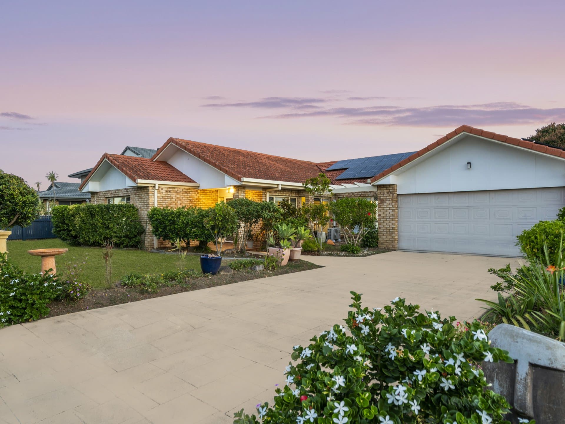 69 Honeysuckle Way, Calamvale, Calamvale - Image 1