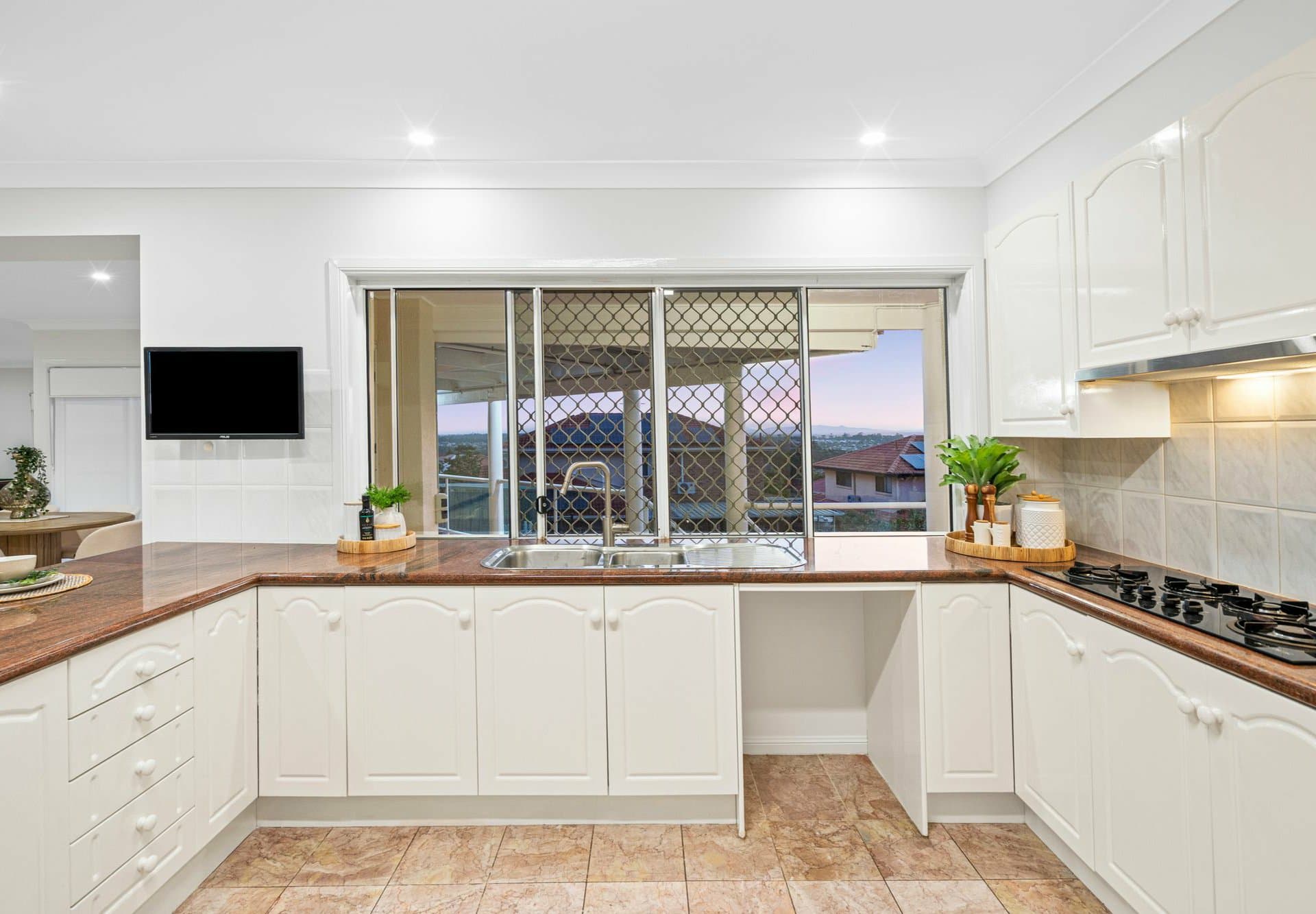 66 Poinciana Crescent, Stretton, Stretton - Thumbnail 5